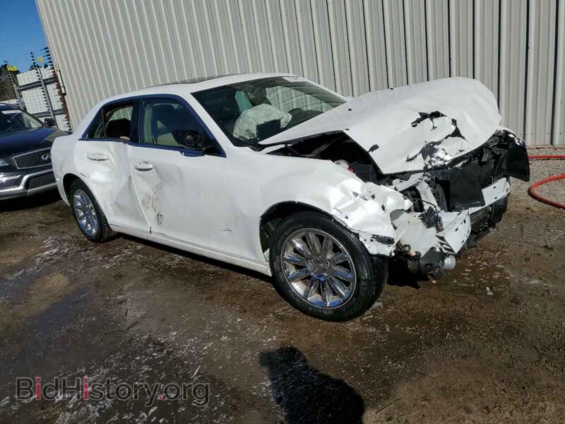 2014 Chrysler 300 (VIN 2C3CCAAG3EH377712) — photo 4 of 13