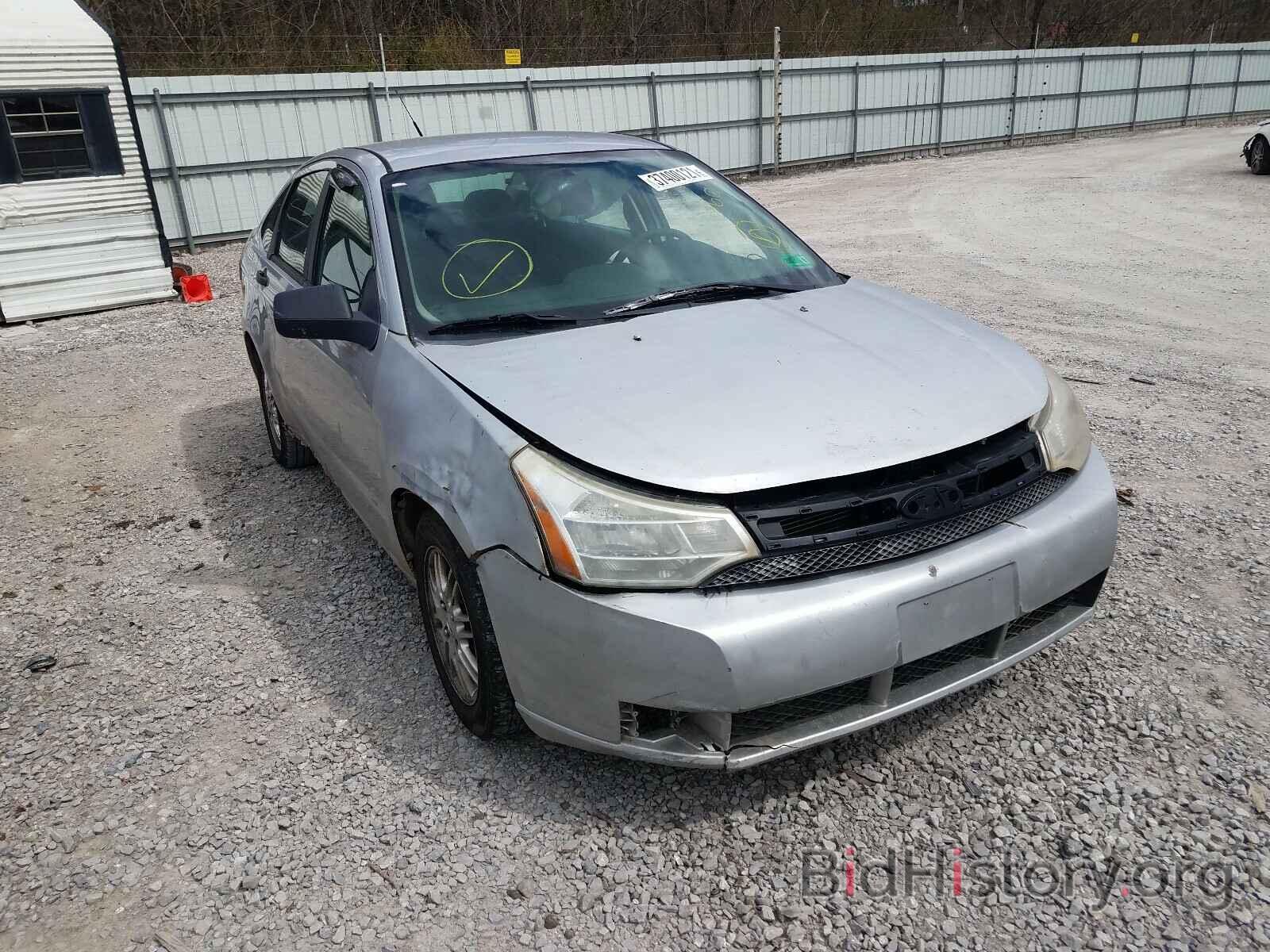 Photo 1FAHP35N19W155953 - FORD FOCUS 2009