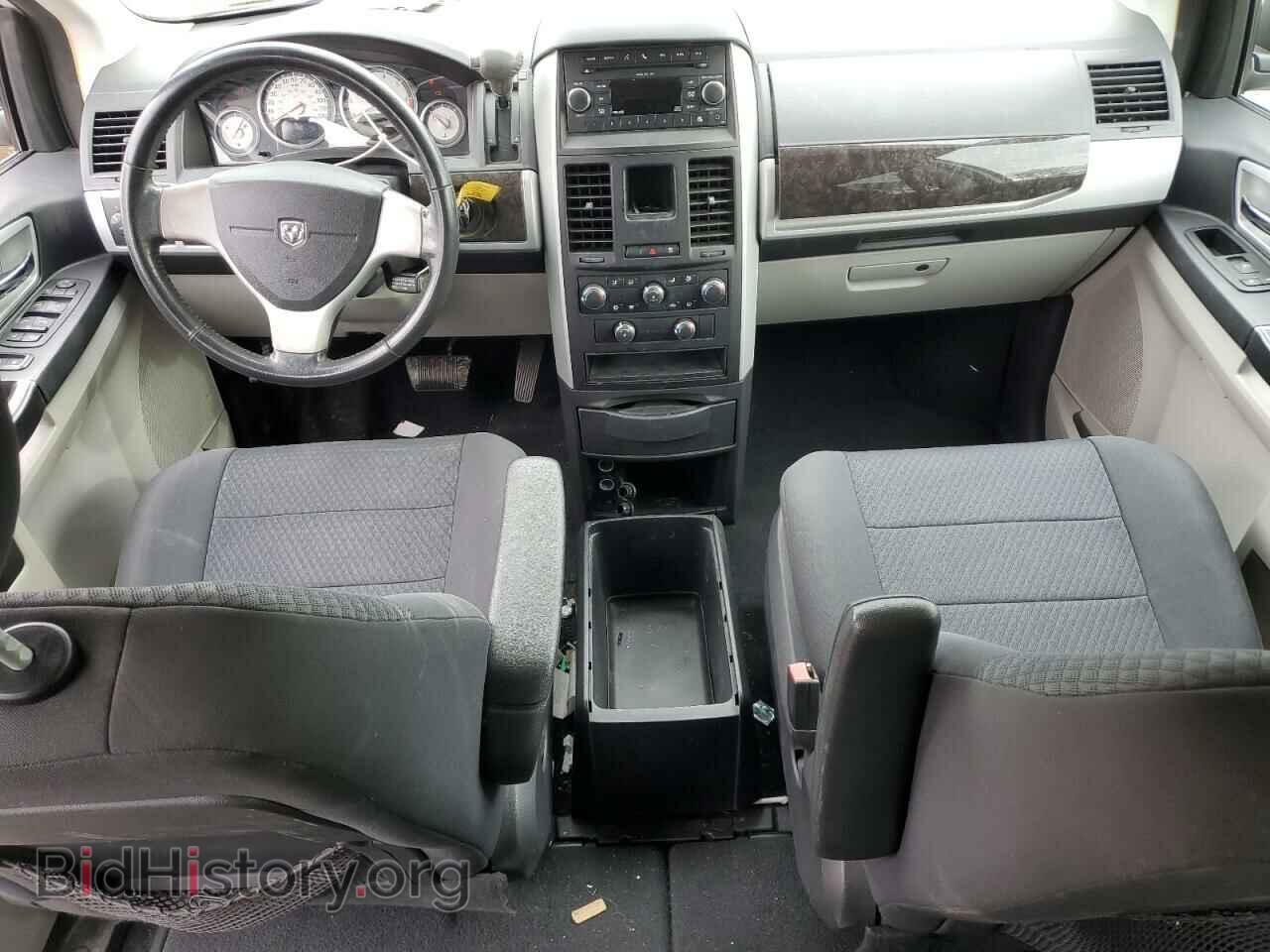 2010 DODGE CARAVAN - VIN: 2D4RN5D18AR251299 - Фото 8