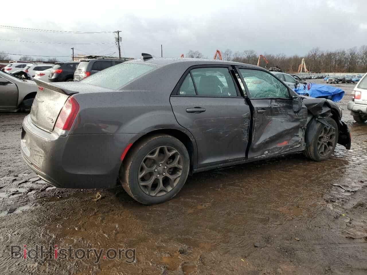 2017 CHRYSLER 300 - VIN: 2C3CCAGGXHH657946 - Фото 3