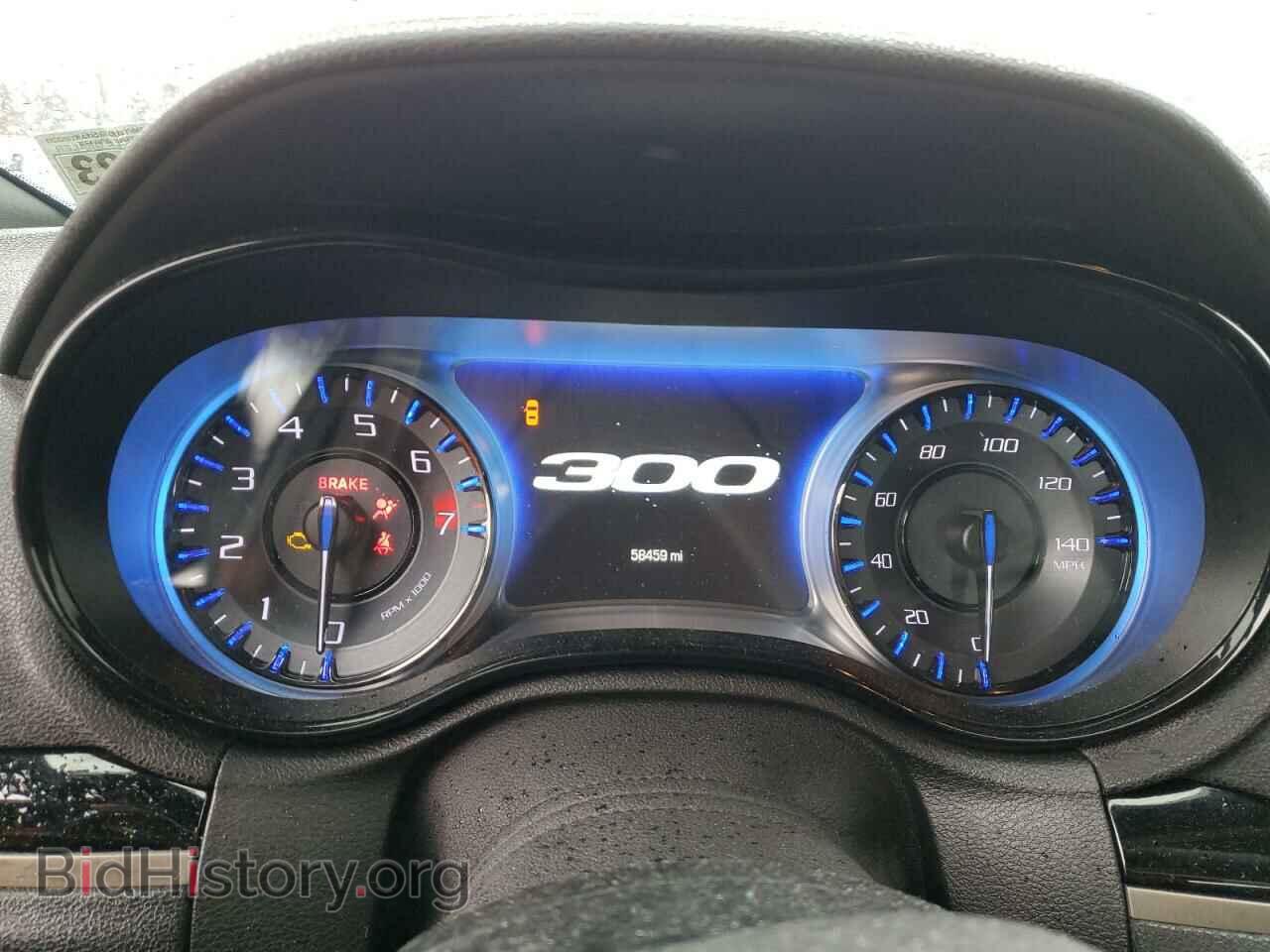 2017 CHRYSLER 300 - VIN: 2C3CCAGGXHH657946 - Фото 9