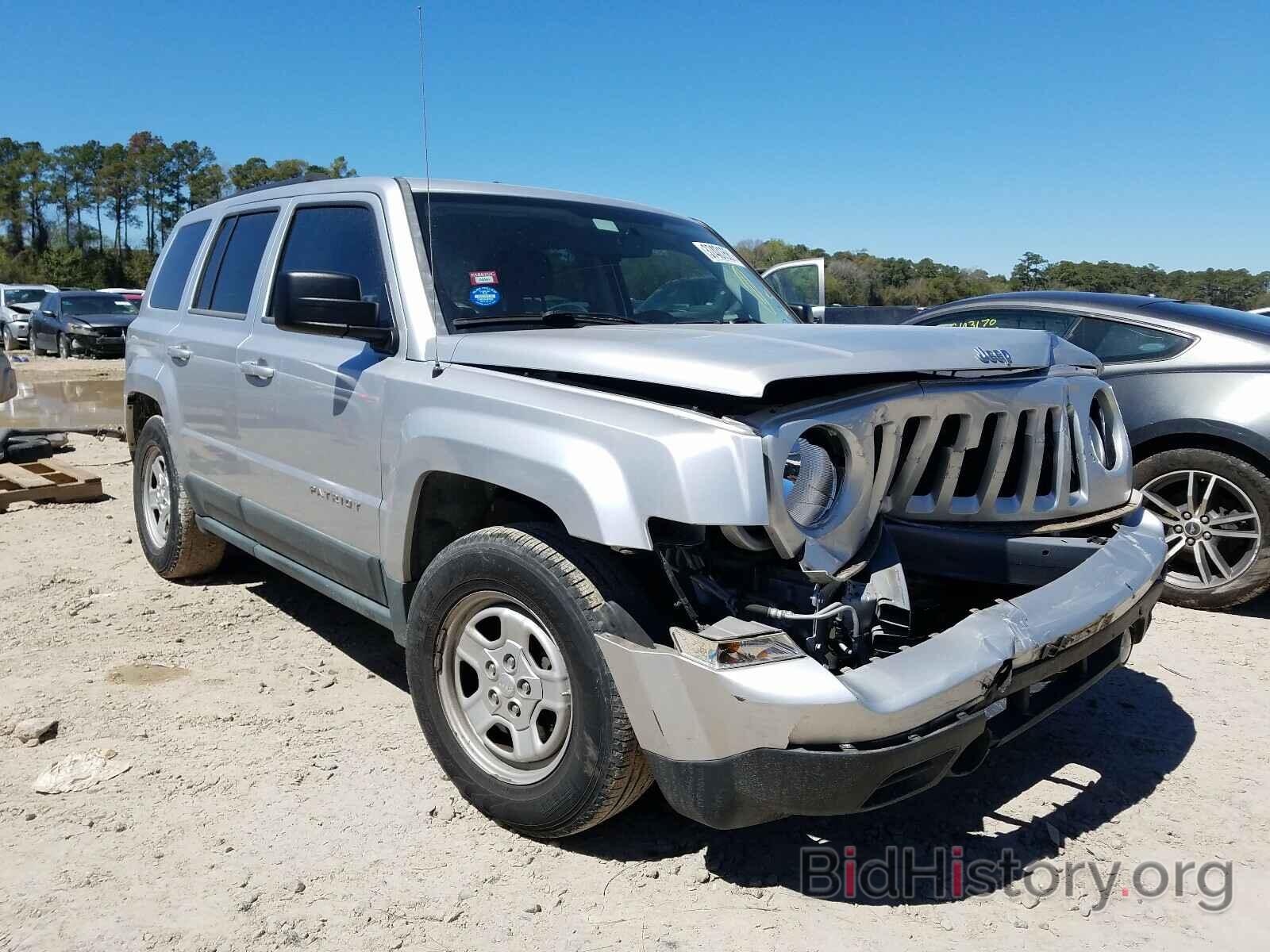 Фотография 1J4NT1GA0BD266996 - JEEP PATRIOT 2011