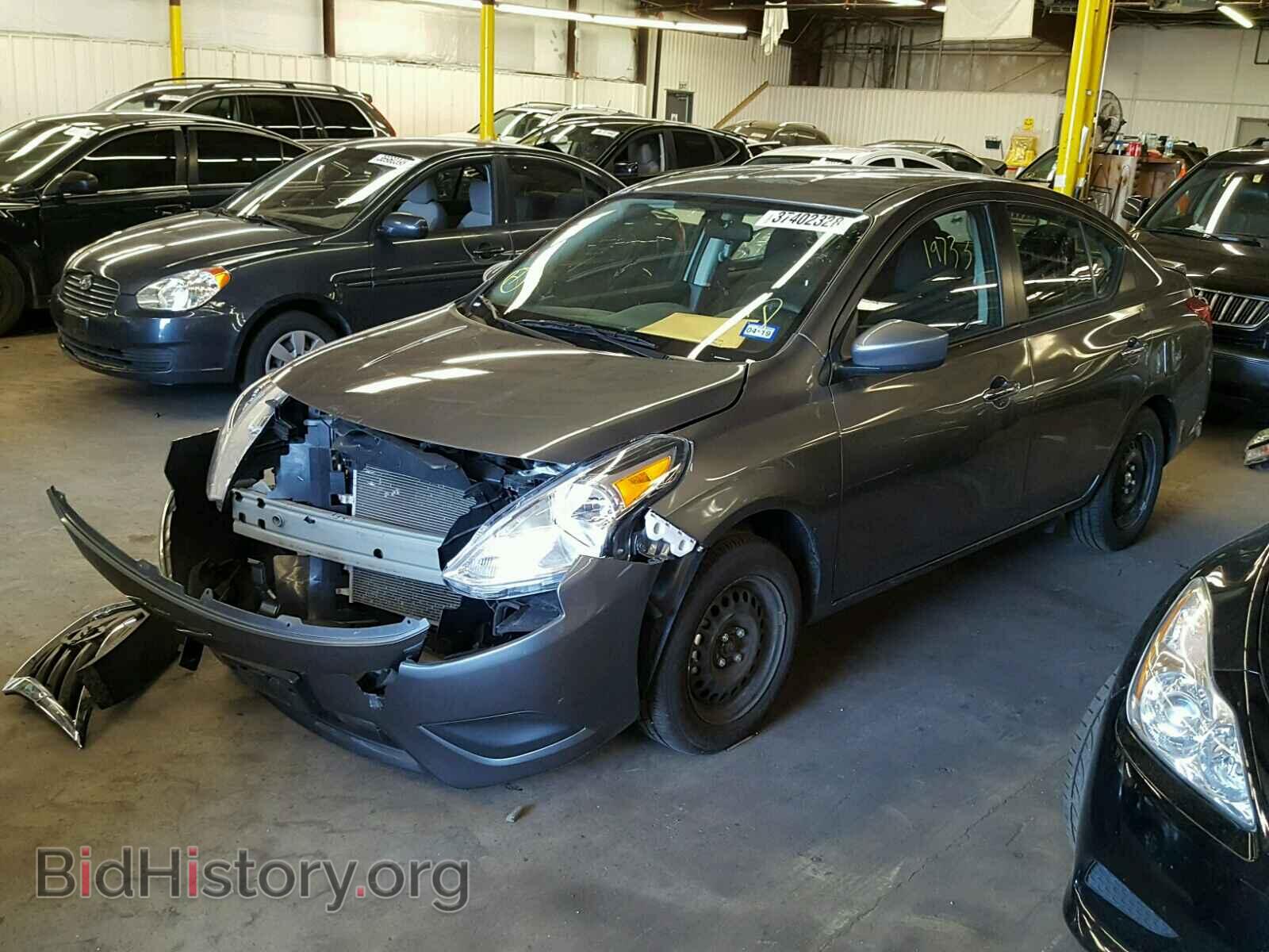 2017 NISSAN VERSA - VIN: 3N1CN7AP3HL876811 - Photo 2