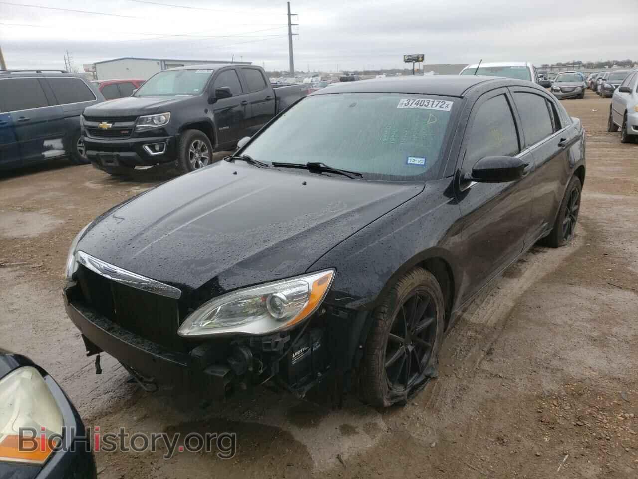 2014 CHRYSLER 200 - VIN: 1C3CCBABXEN207302 - Фото 2