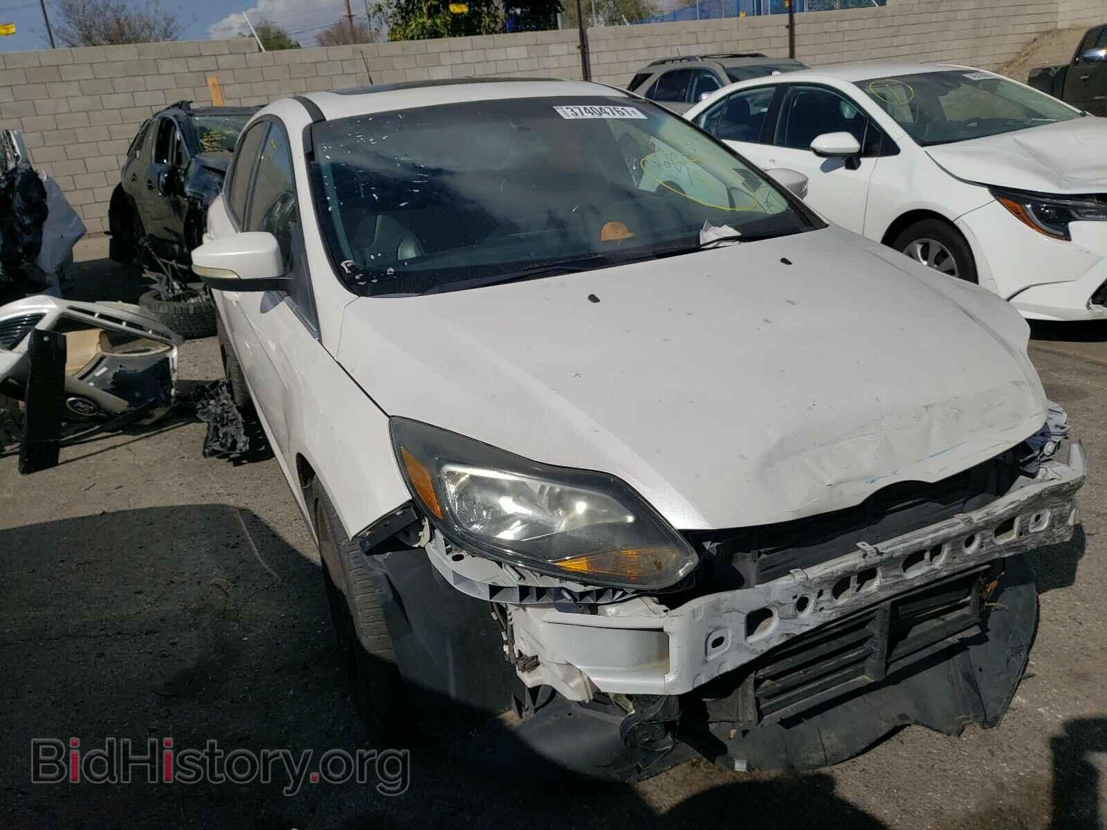 Photo 1FAHP3N21CL161427 - FORD FOCUS 2012