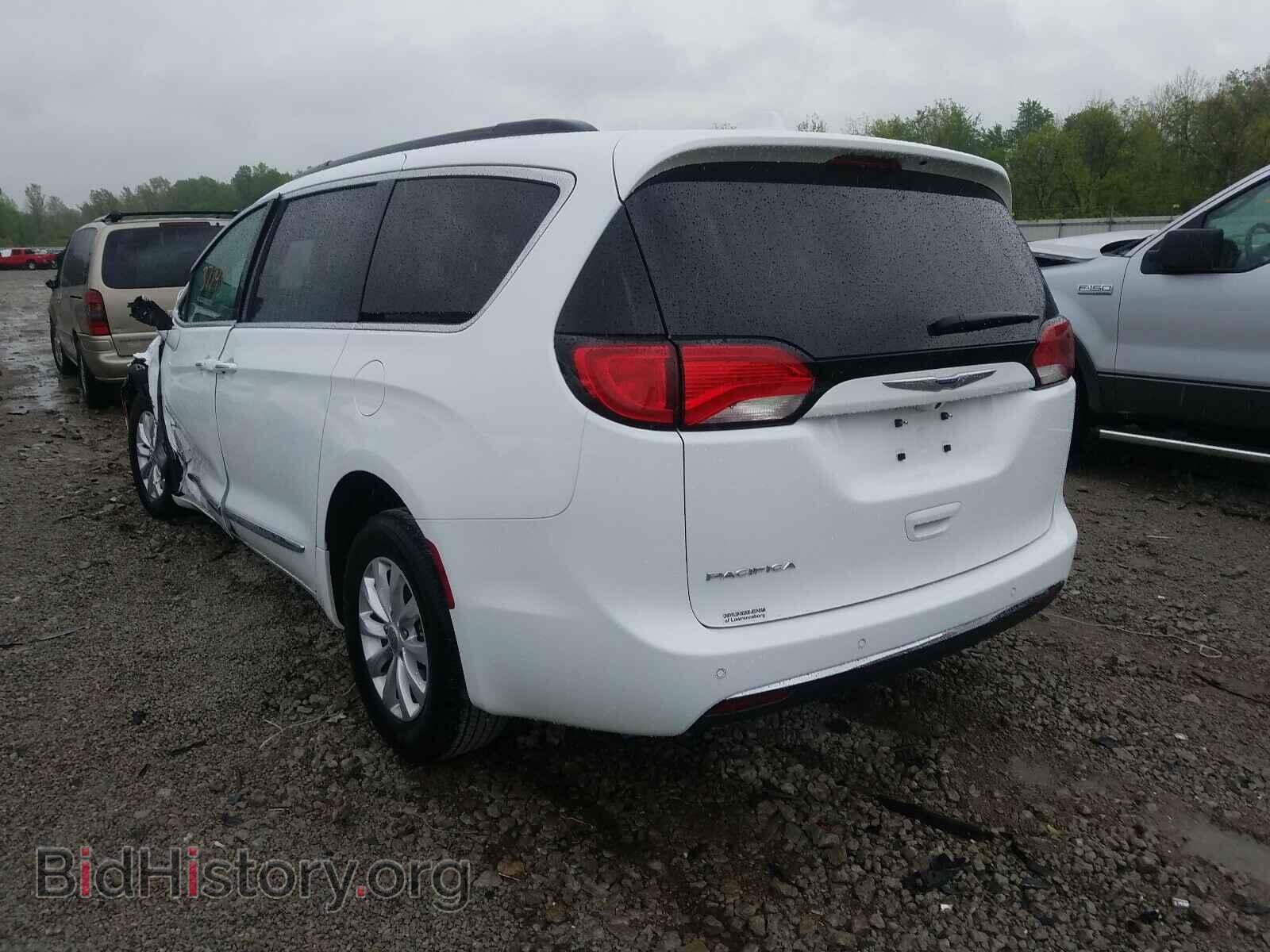 2017 CHRYSLER PACIFICA - VIN: 2C4RC1BG0HR511840 - Фото 3