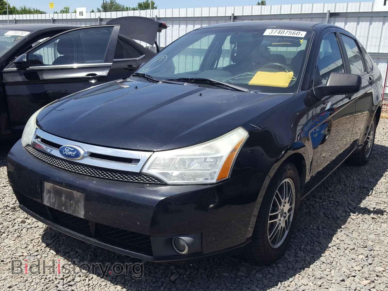 2011 FORD FOCUS - VIN: 1FAHP3FN2BW184107 - Фото 2