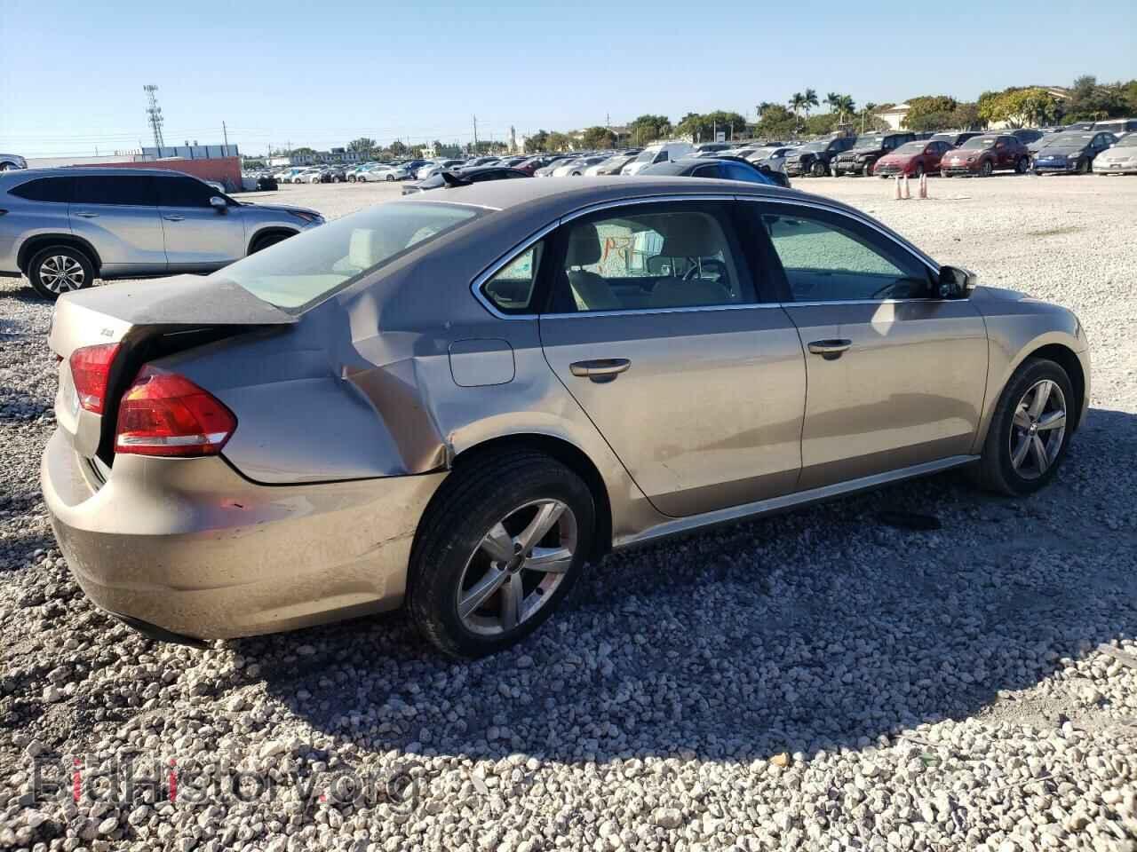 2015 VOLKSWAGEN PASSAT - VIN: 1VWAT7A36FC089400 - Фото 3