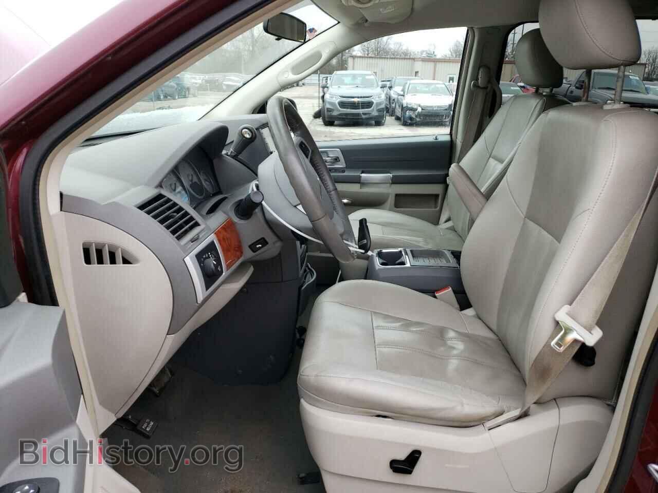 2008 CHRYSLER MINIVAN - VIN: 2A8HR54P28R710833 - Фото 7