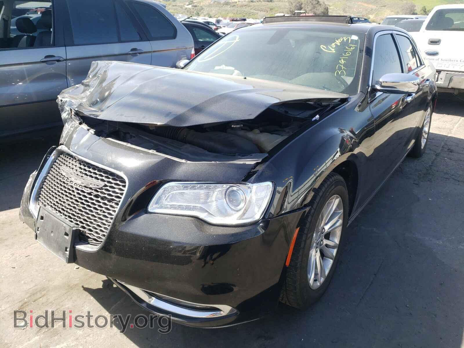 2017 CHRYSLER 300 - VIN: 2C3CCAEG1HH591161 - Фото 2