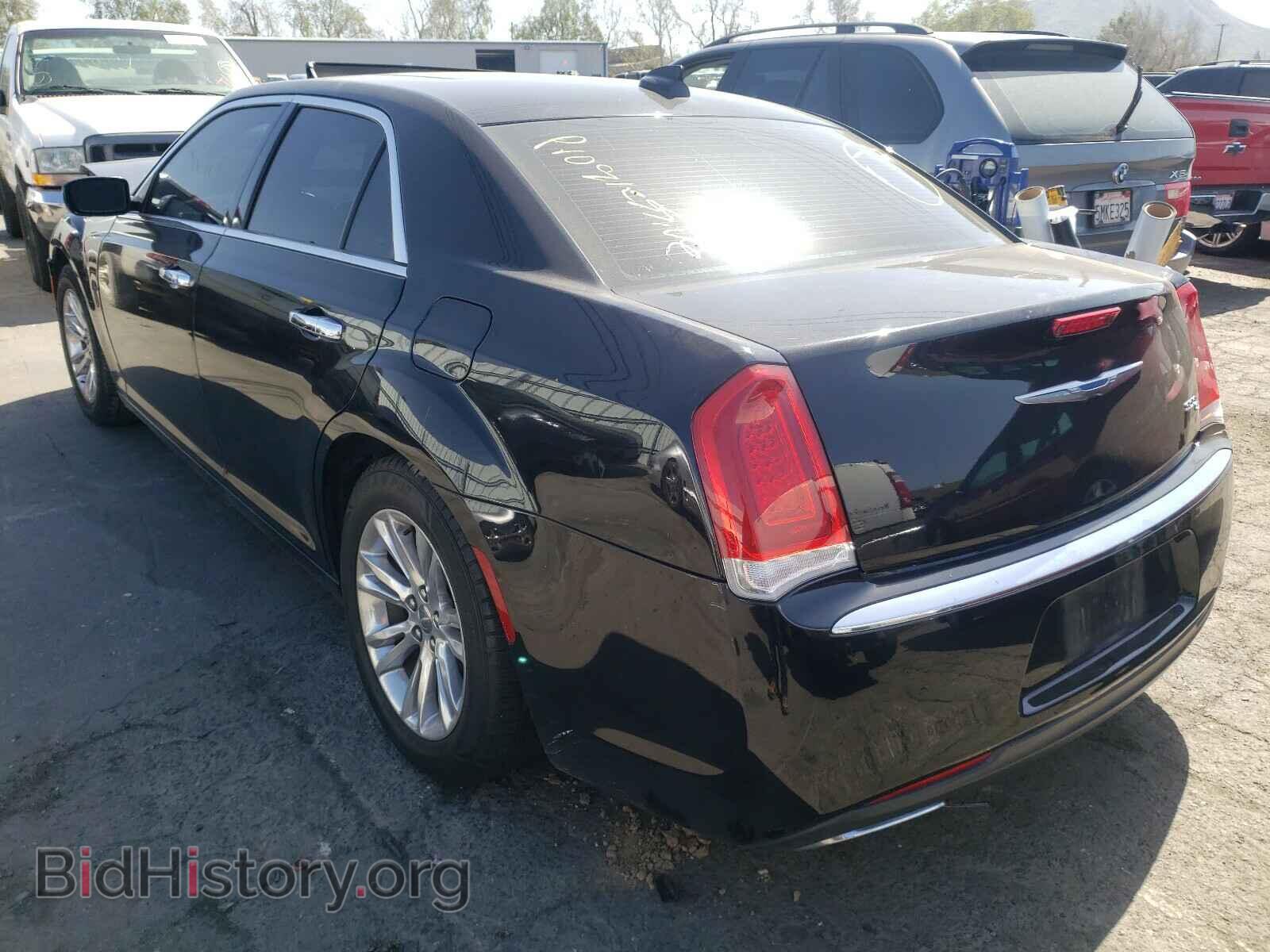 2017 CHRYSLER 300 - VIN: 2C3CCAEG1HH591161 - Фото 3