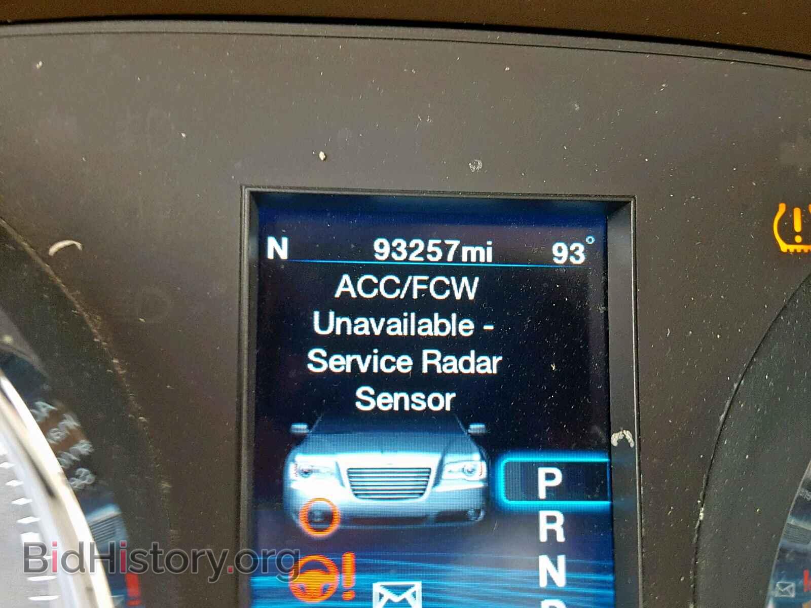 2012 CHRYSLER 300 - VIN: 2C3CCAHG9CH313774 - Фото 8