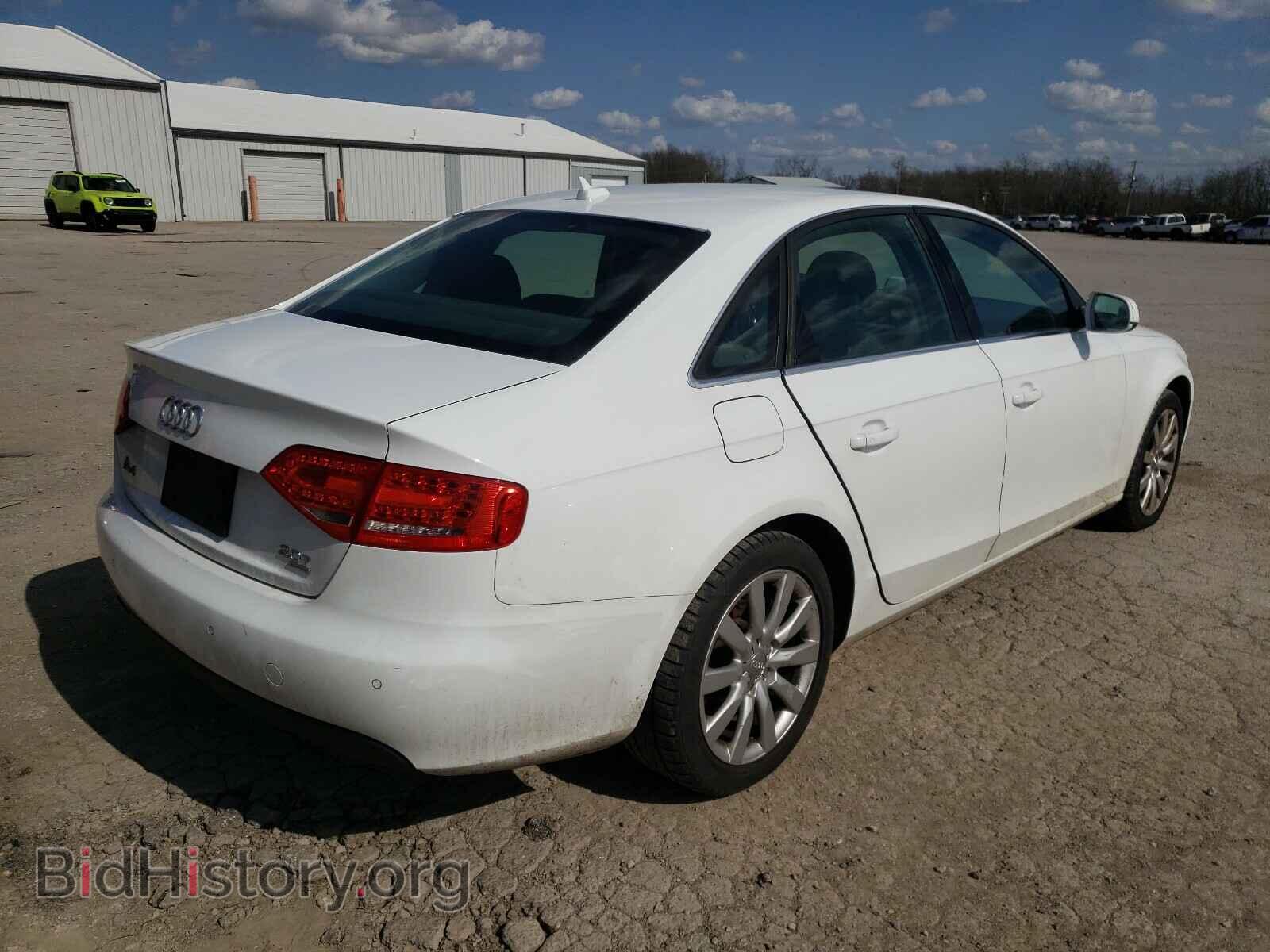 2011 AUDI A4 - VIN: WAUFFAFL1BN006456 - Фото 4