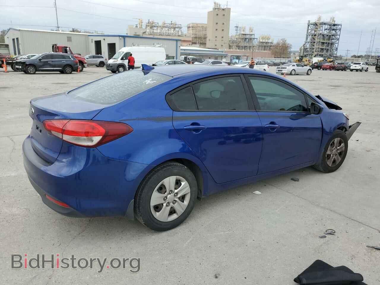 2017 KIA FORTE - VIN: 3KPFK4A75HE048409 - Фото 3