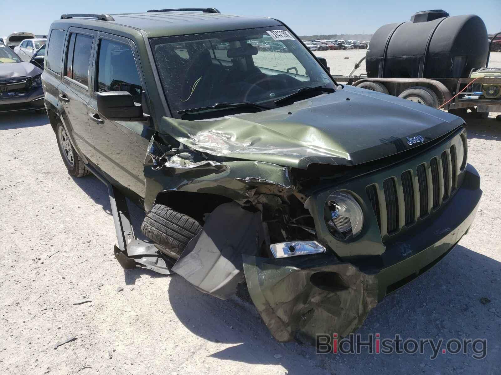 Photo 1J4FF28B79D211500 - JEEP PATRIOT 2009