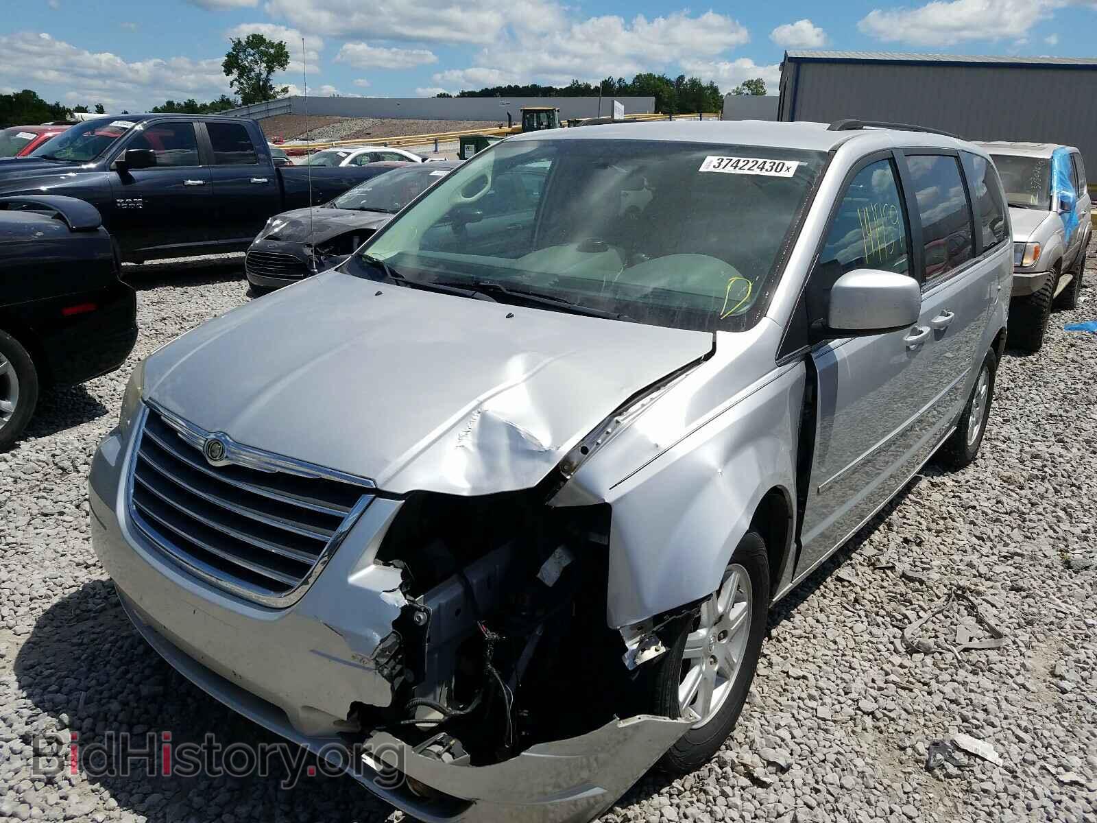 2010 CHRYSLER MINIVAN - VIN: 2A4RR5D15AR493821 - Фото 2