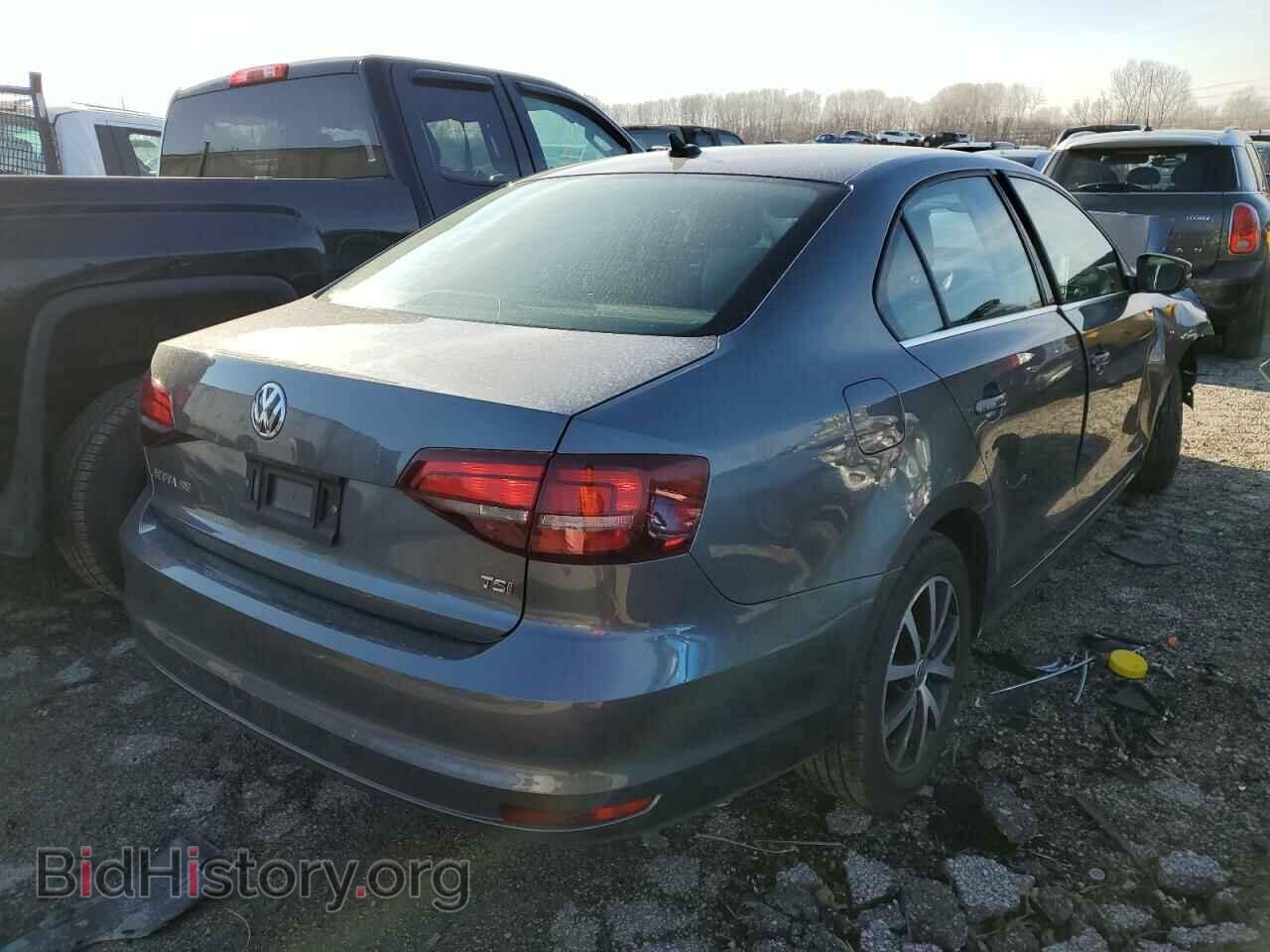 2017 VOLKSWAGEN JETTA - VIN: 3VWDB7AJ1HM352229 - Фото 3
