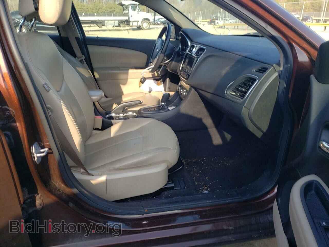 2012 CHRYSLER 200 - VIN: 1C3CCBCB8CN307683 - Фото 5