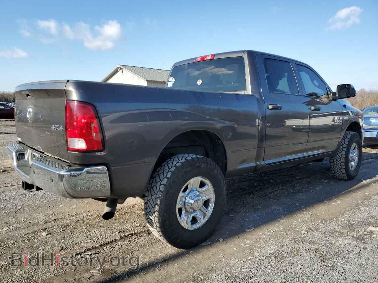 2017 RAM All Models - VIN: 3C6UR5CJ4HG621510 - Photo 3