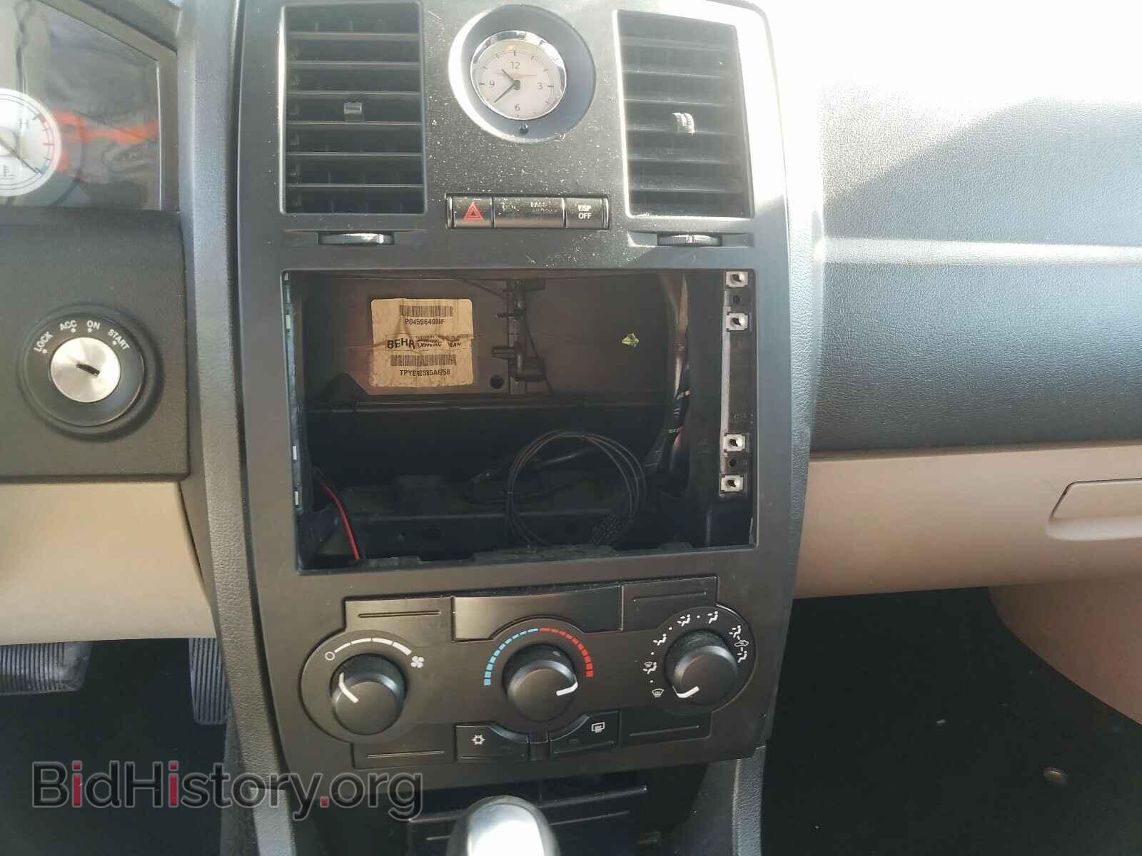 2006 CHRYSLER 300 - VIN: 2C3KA43R76H242574 - Фото 9