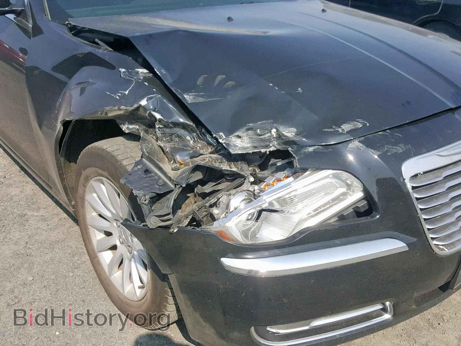 2013 CHRYSLER 300 - VIN: 2C3CCAAG1DH595100 - Фото 9