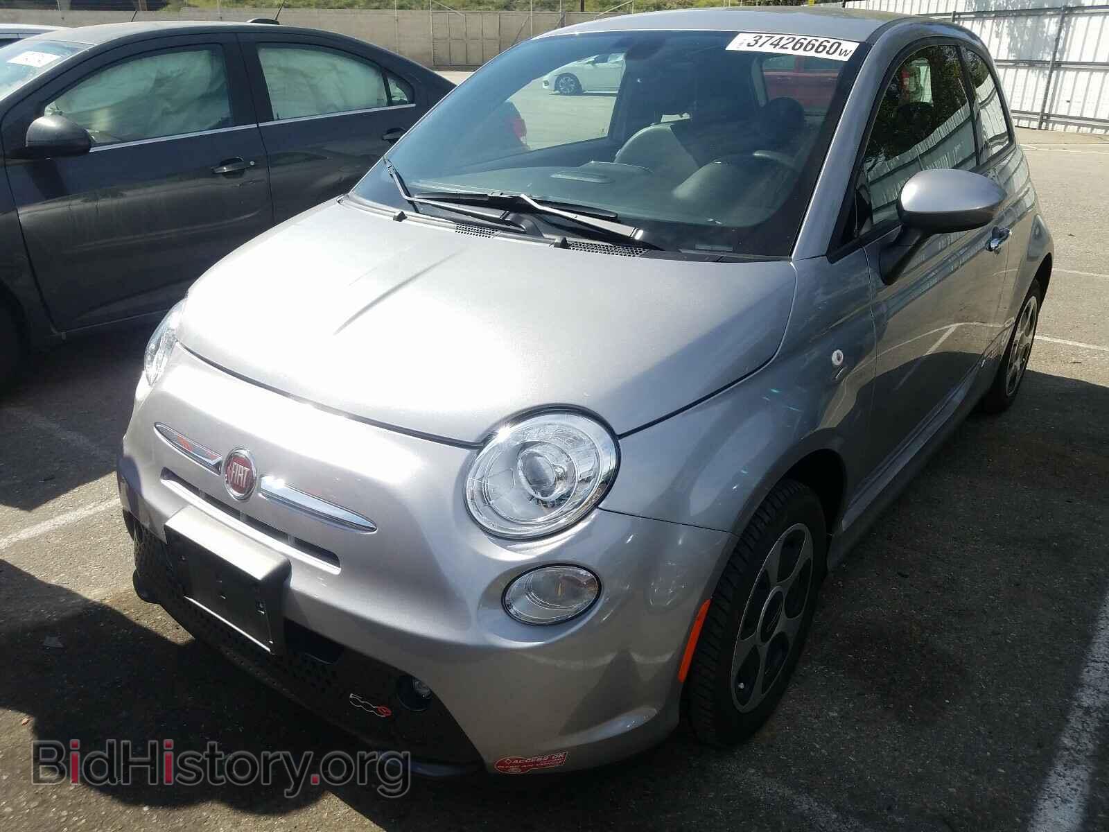 2017 FIAT 500 - VIN: 3C3CFFGE3HT625124 - Фото 2
