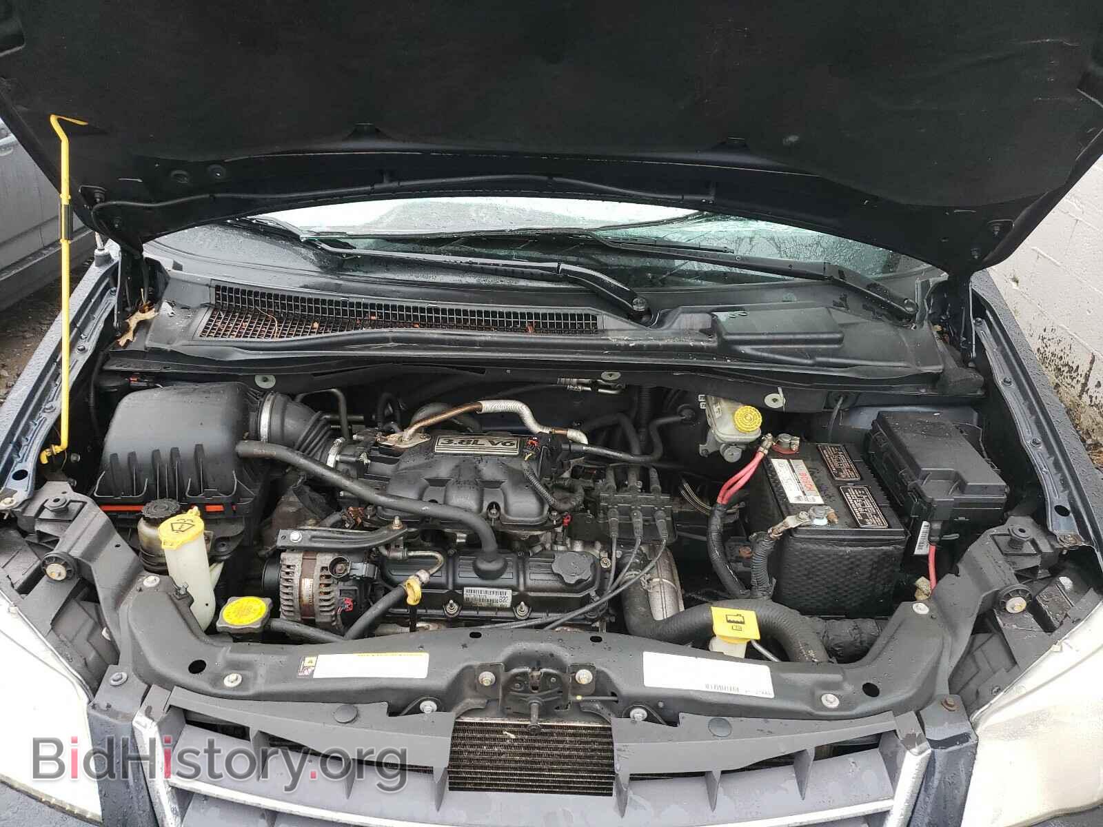 2008 CHRYSLER MINIVAN - VIN: 2A8HR54P98R655717 - Фото 7