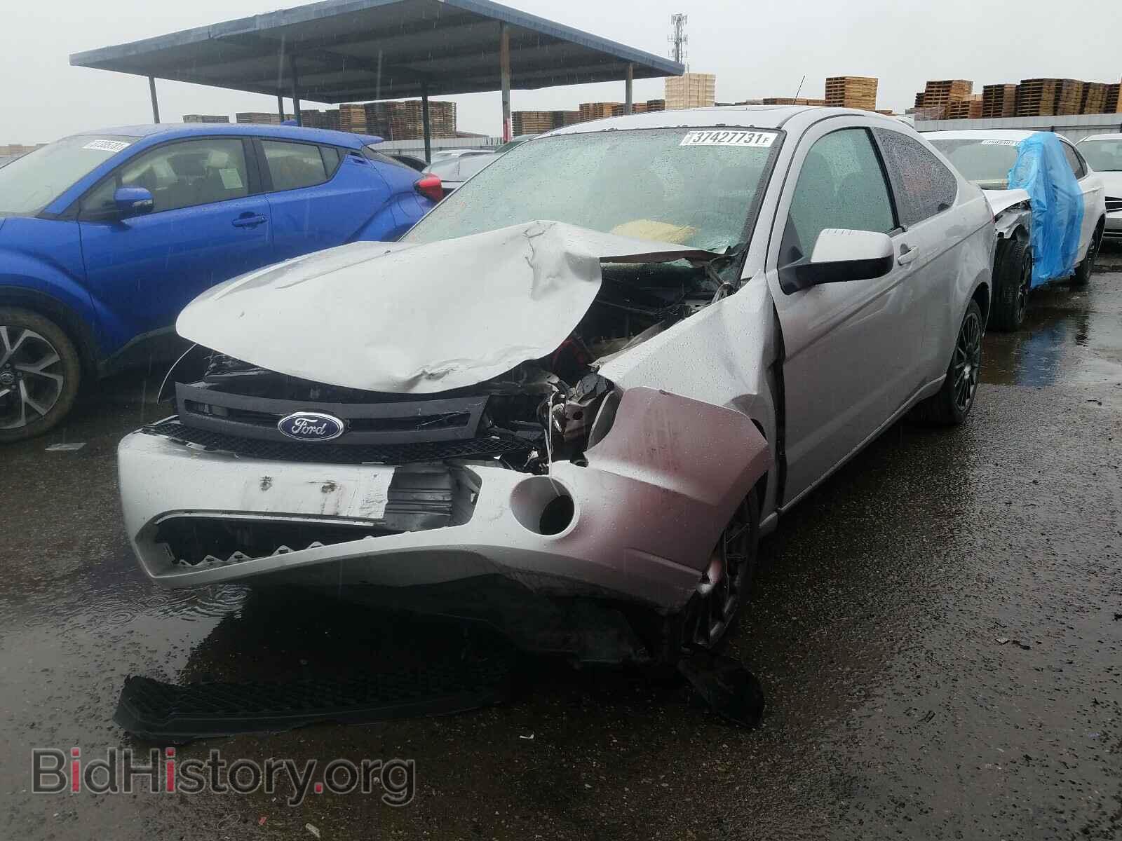 2009 FORD FOCUS - VIN: 1FAHP33NX9W156053 - Фото 2