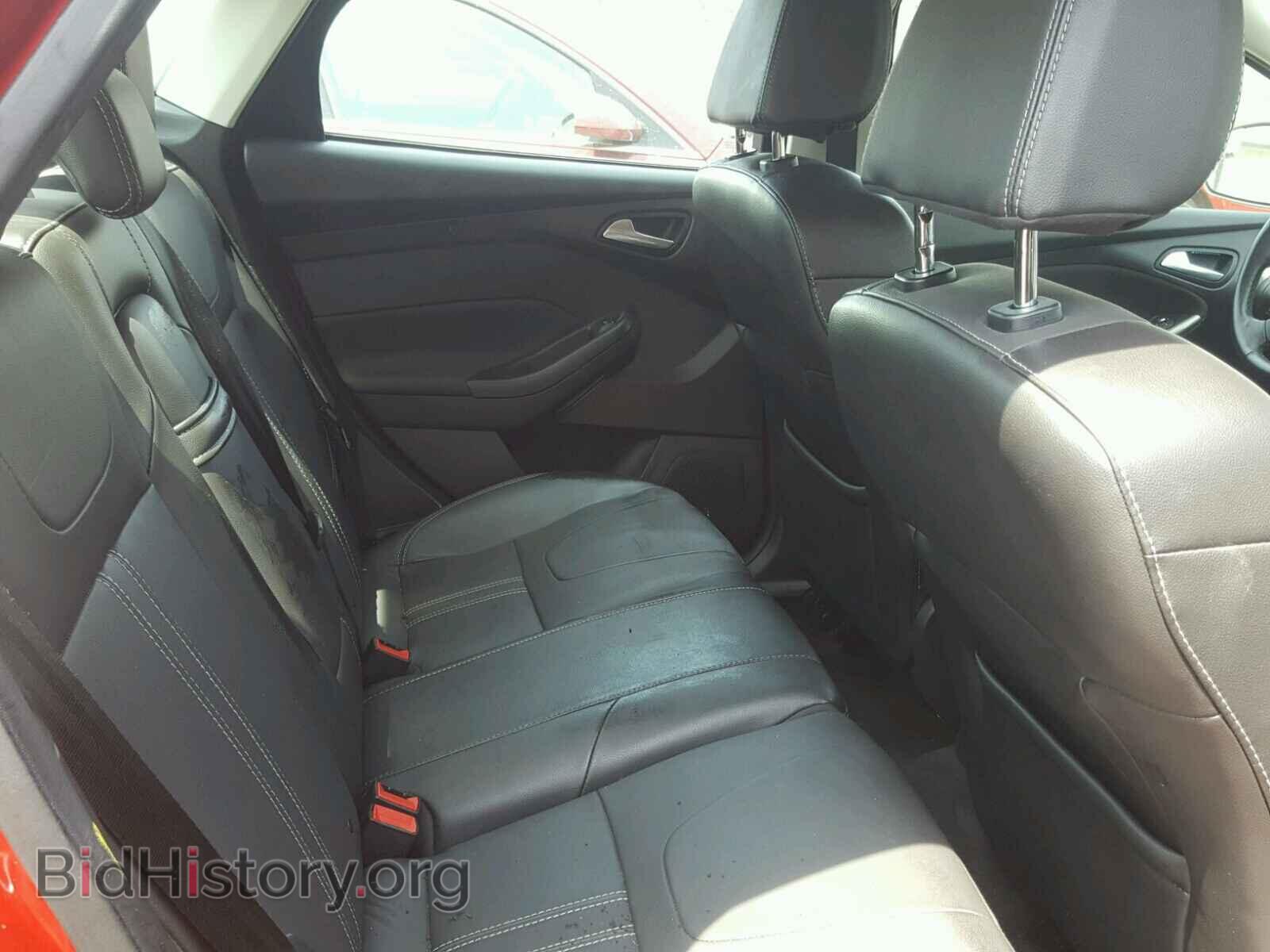 2012 Ford FOCUS (VIN 1FAHP3H28CL433841) — photo 6 of 10