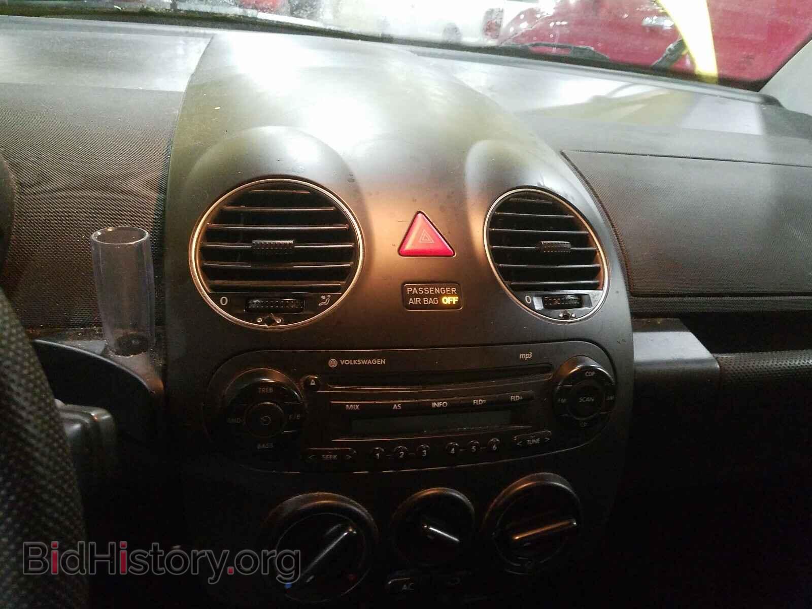 2007 VOLKSWAGEN BEETLE - VIN: 3VWPW31C77M516531 - Фото 9