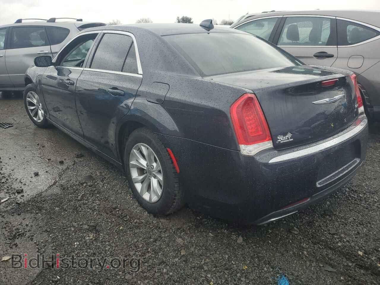 2015 CHRYSLER 300 - VIN: 2C3CCAAG3FH830695 - Фото 2