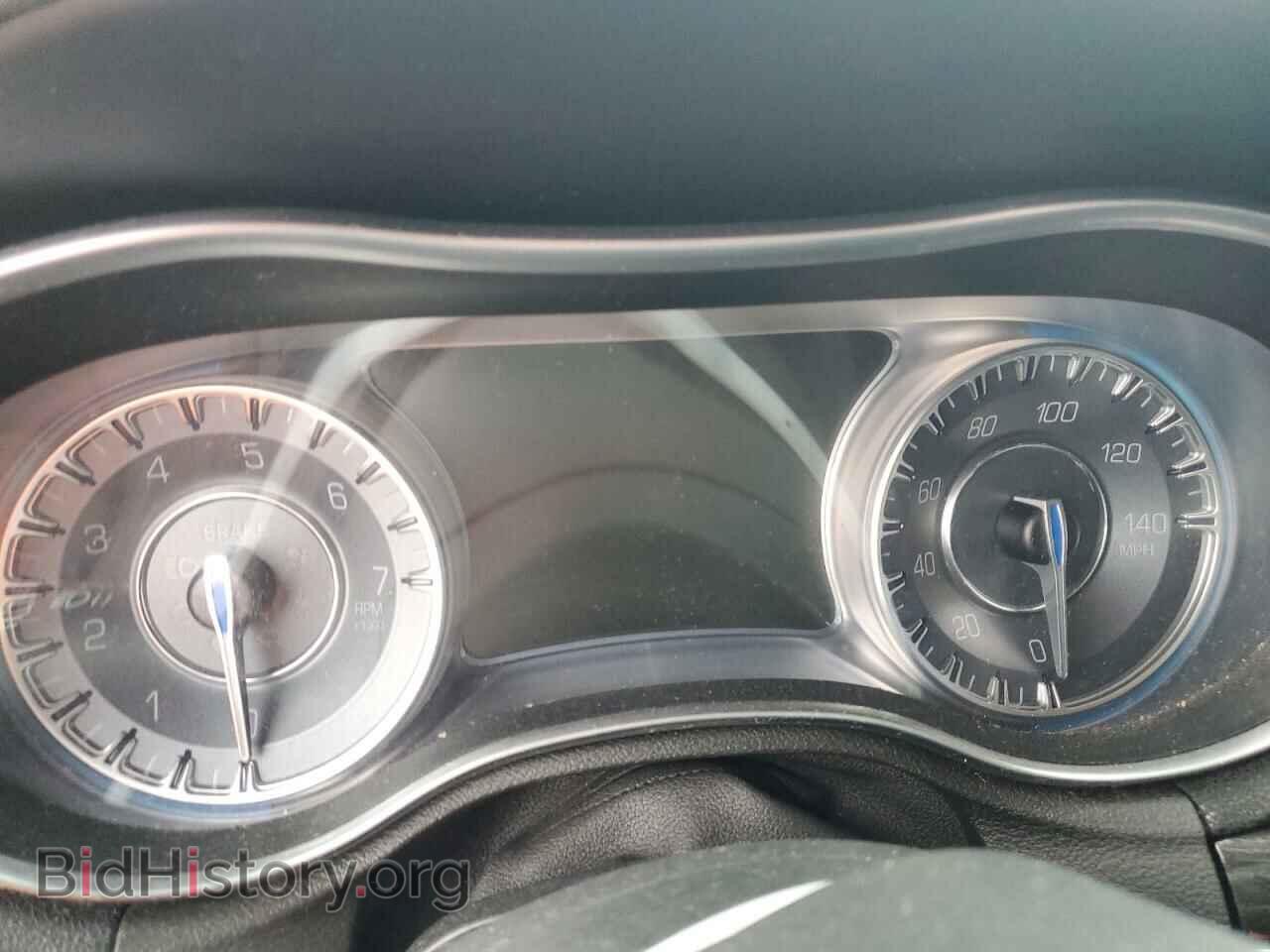 2015 CHRYSLER 300 - VIN: 2C3CCAAG3FH830695 - Фото 9