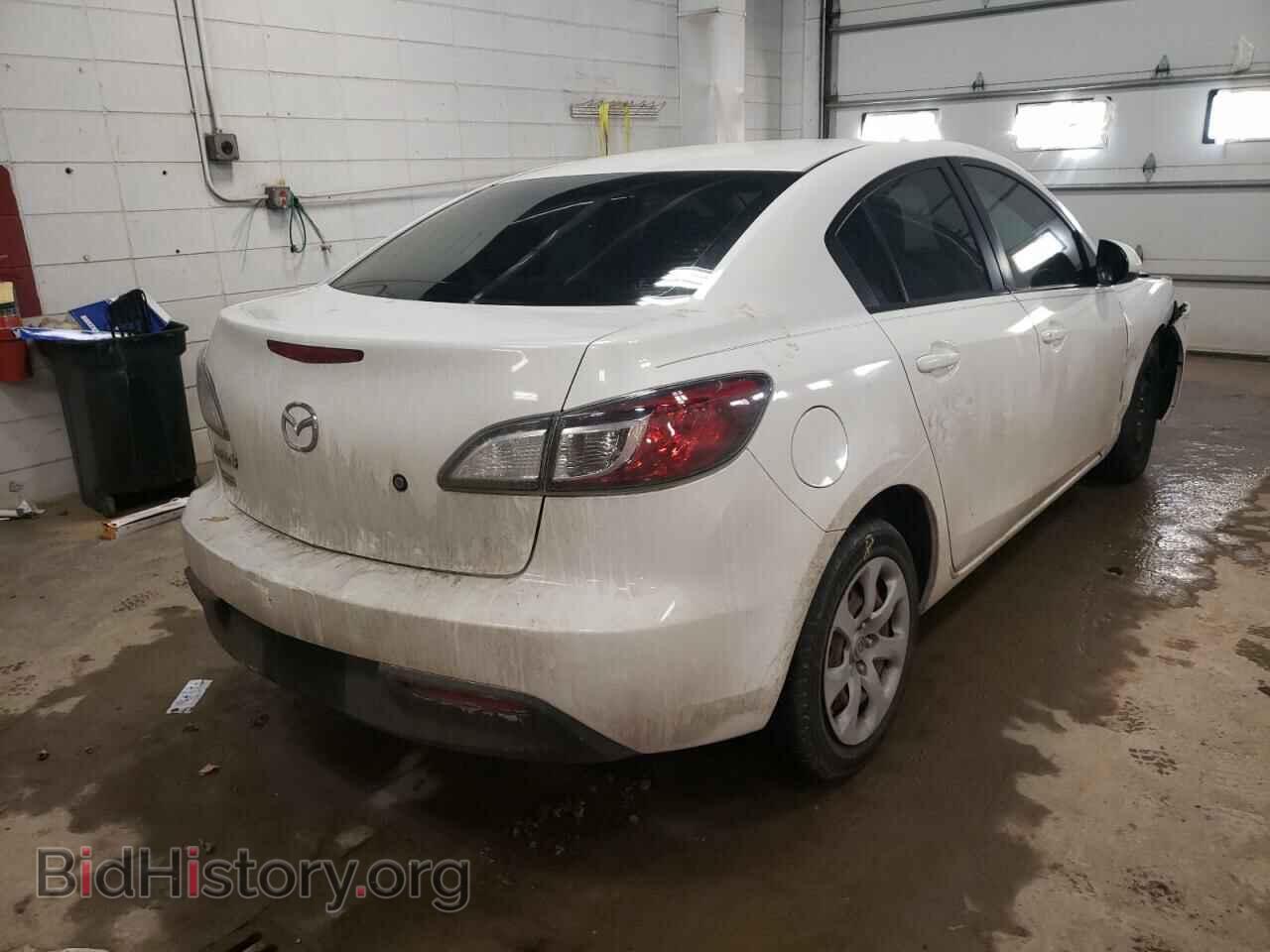 2011 MAZDA 3 - VIN: JM1BL1UF1B1396764 - Фото 4