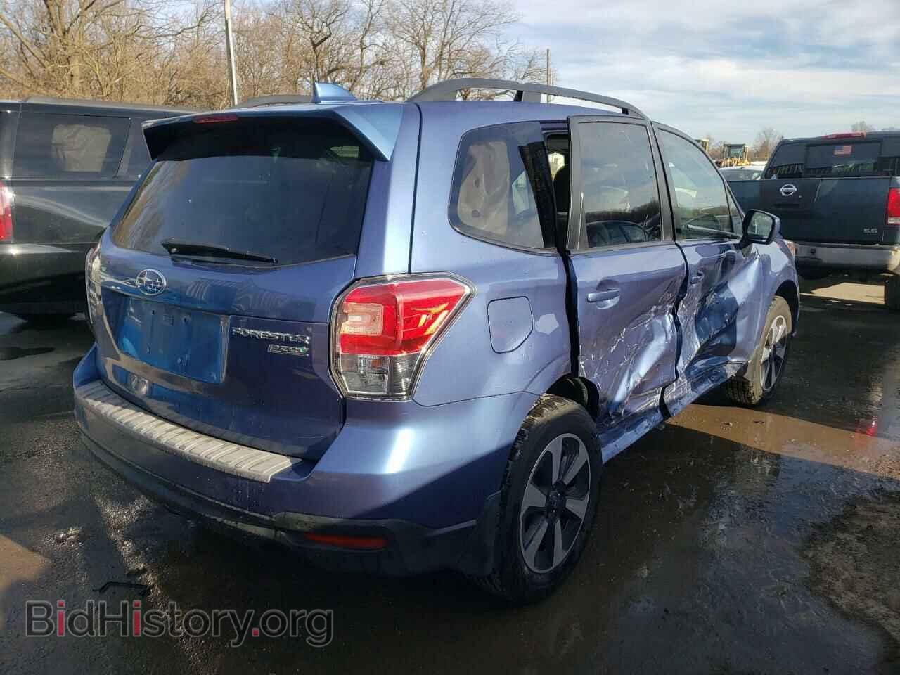 2017 SUBARU FORESTER - VIN: JF2SJAEC7HH591182 - Photo 4