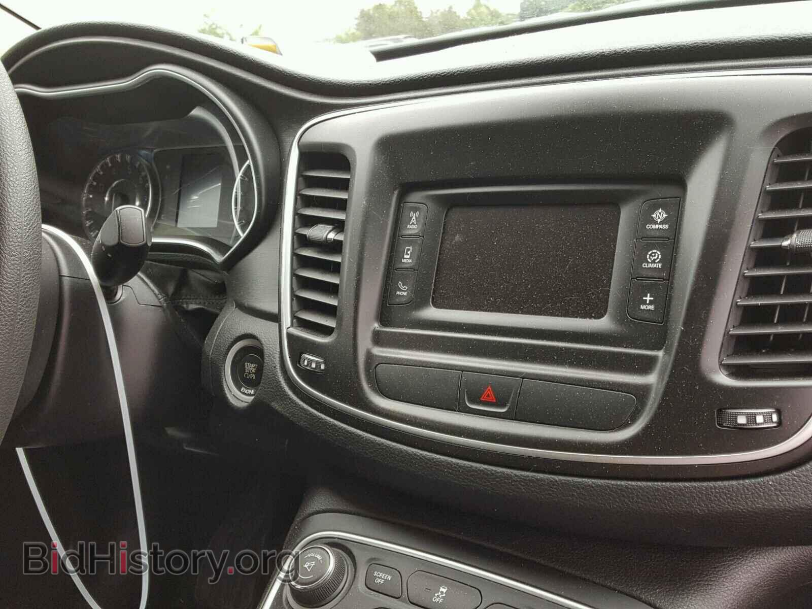 2016 CHRYSLER 200 - VIN: 1C3CCCAB0GN127743 - Фото 9