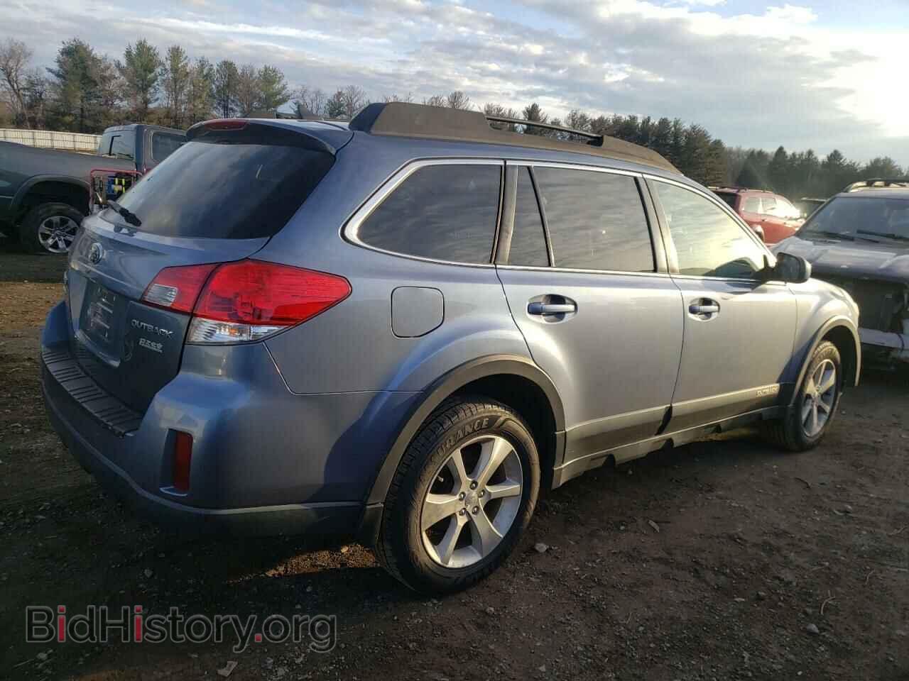 2014 SUBARU OUTBACK - VIN: 4S4BRBNC6E3213730 - Фото 3