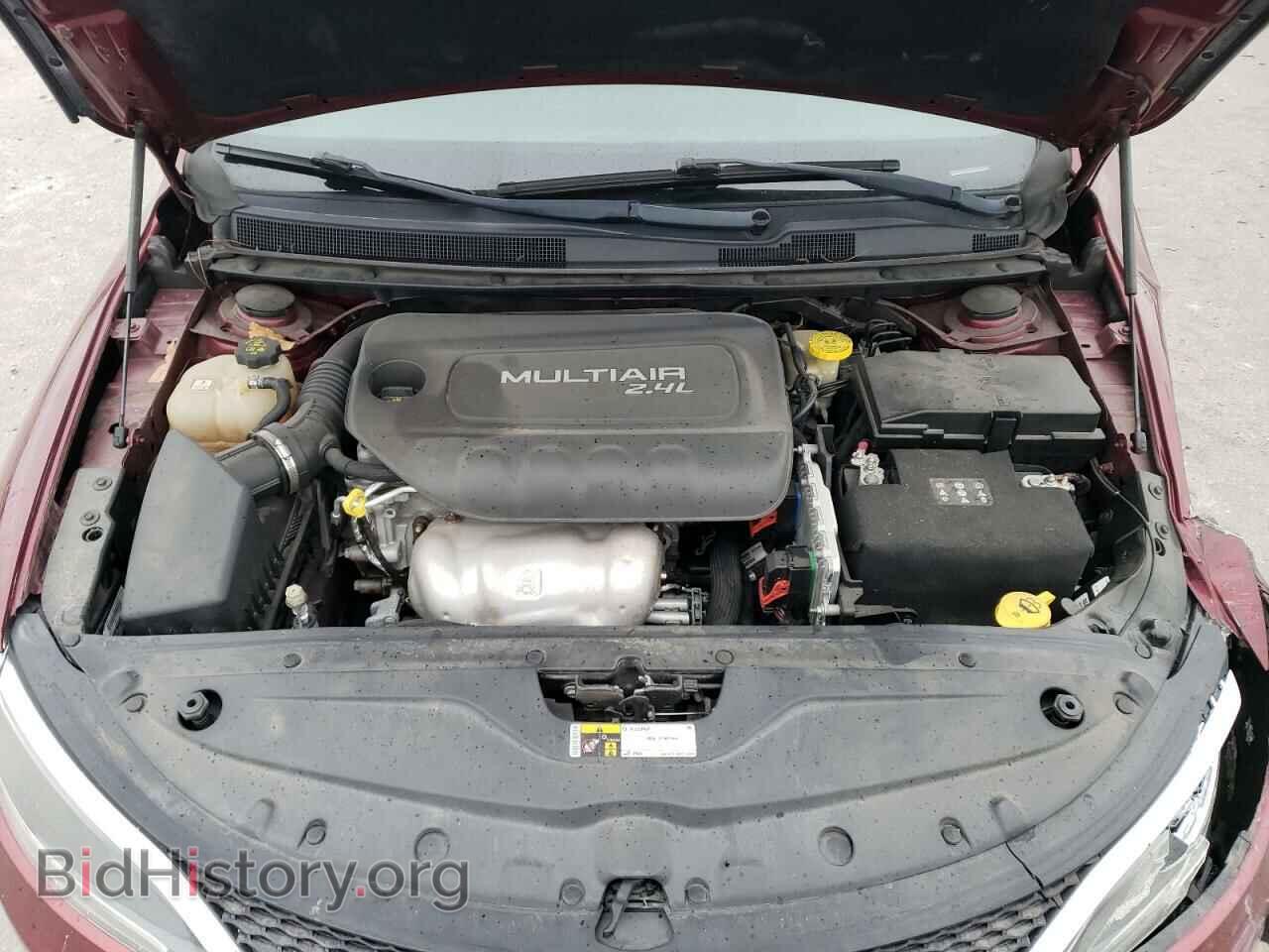 2016 CHRYSLER 200 - VIN: 1C3CCCAB9GN176584 - Фото 11