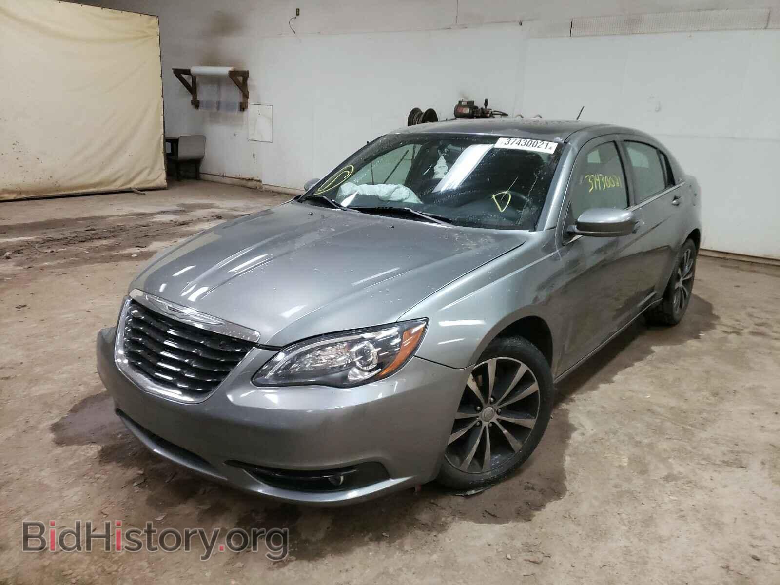 2012 CHRYSLER 200 - VIN: 1C3CCBBG2CN257571 - Фото 2