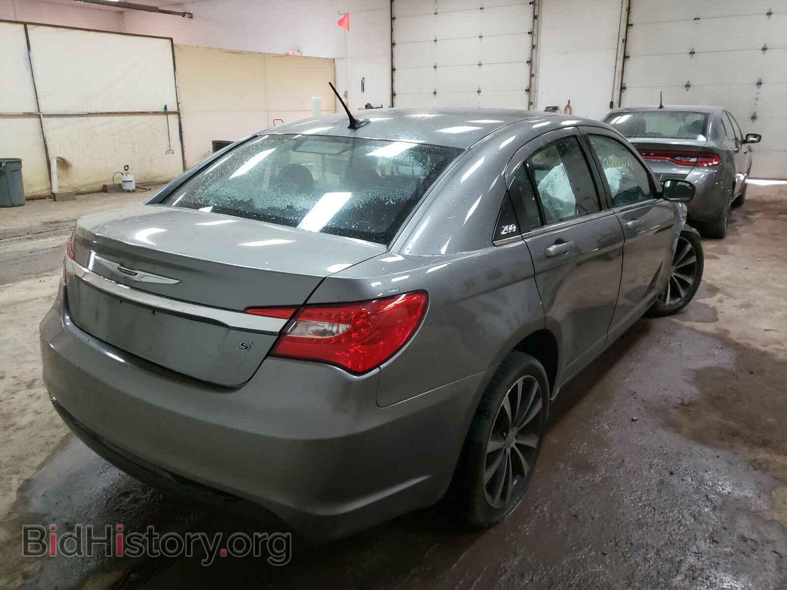 2012 CHRYSLER 200 - VIN: 1C3CCBBG2CN257571 - Фото 4
