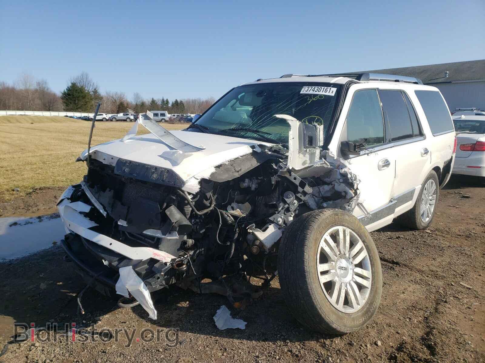 2012 LINCOLN NAVIGATOR - VIN: 5LMJJ2J51CEL03893 - Фото 2