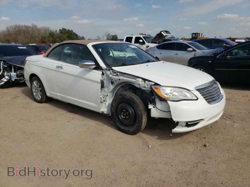 2013 Chrysler 200 (VIN 1C3BCBFG8DN523652) — photo 4 of 12