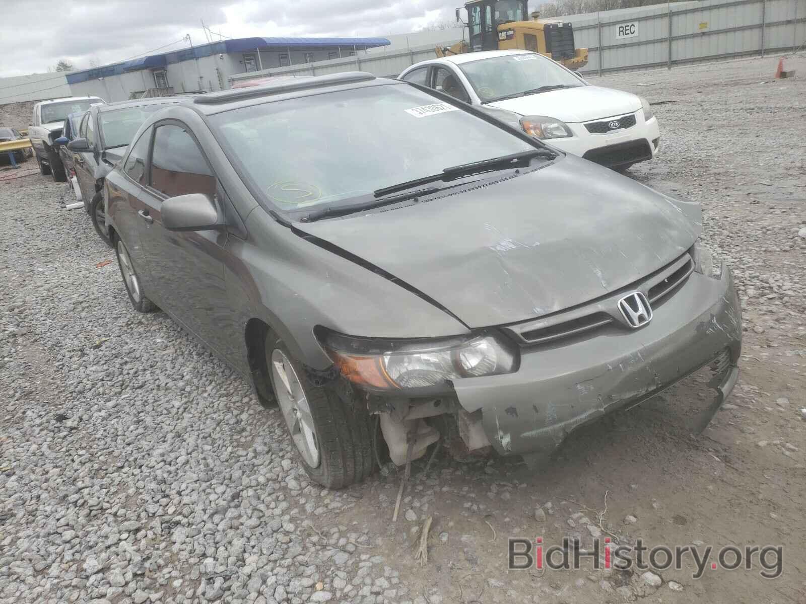 Photo 2HGFG12958H514135 - HONDA CIVIC 2008