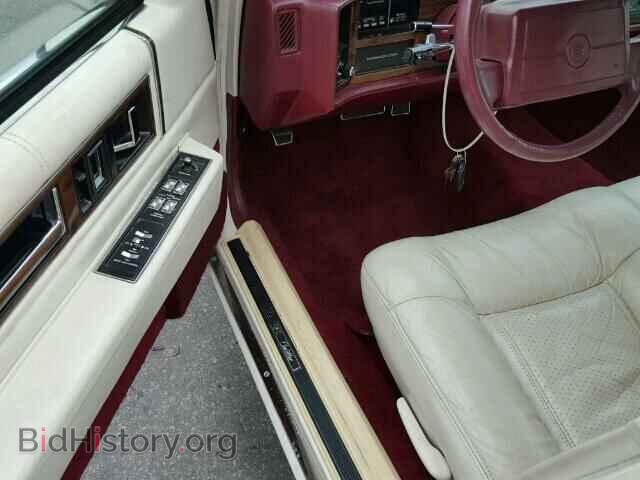 1993 CADILLAC DEVILLE - VIN: 1G6CD53B0P4246208 - Photo 9