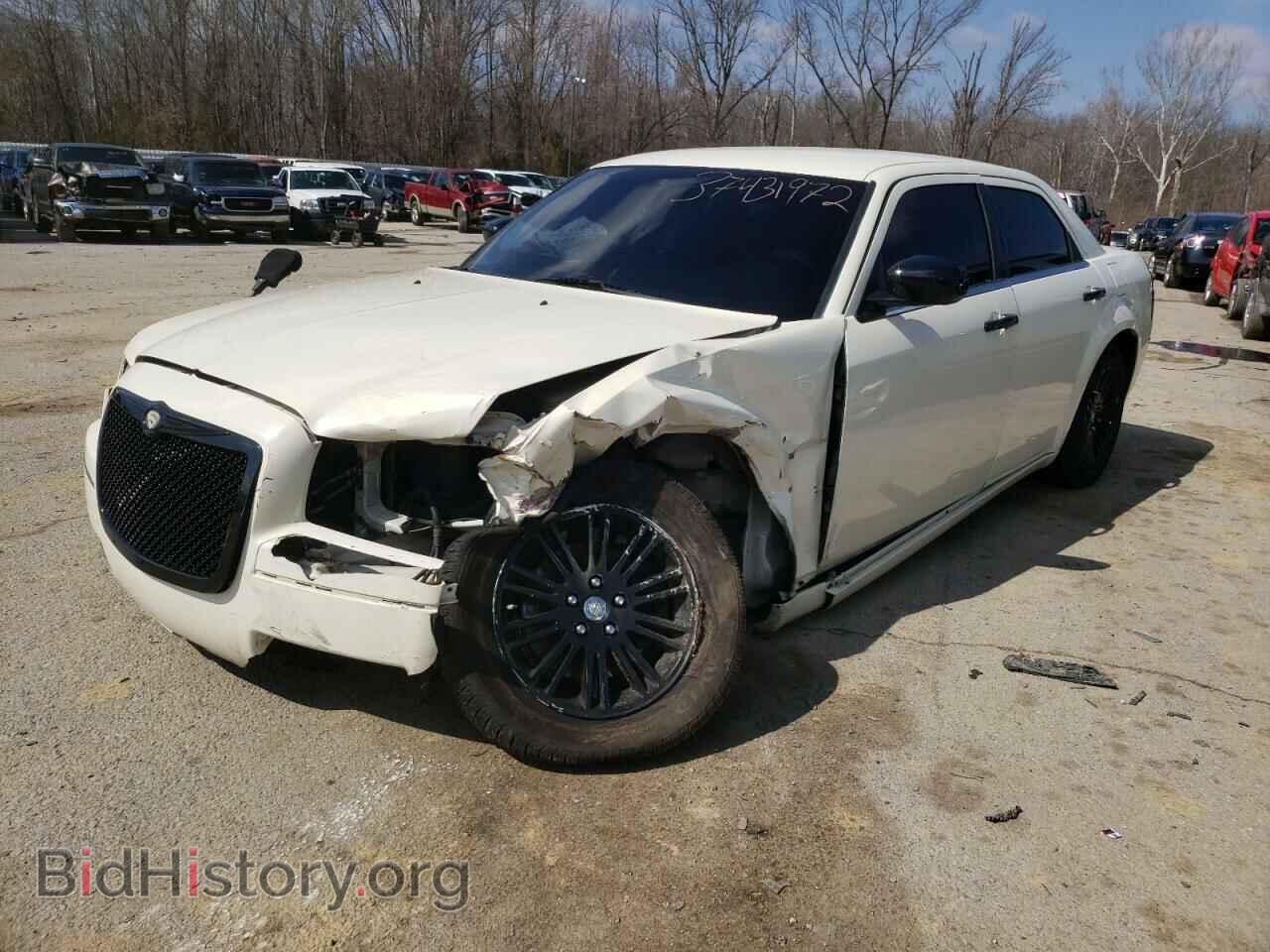 2010 CHRYSLER 300 - VIN: 2C3CA4CD6AH144539 - Фото 2