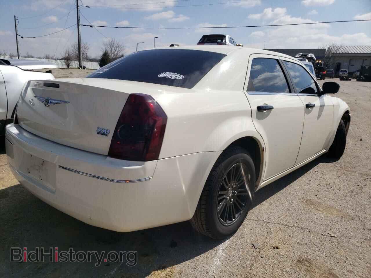 2010 CHRYSLER 300 - VIN: 2C3CA4CD6AH144539 - Фото 4
