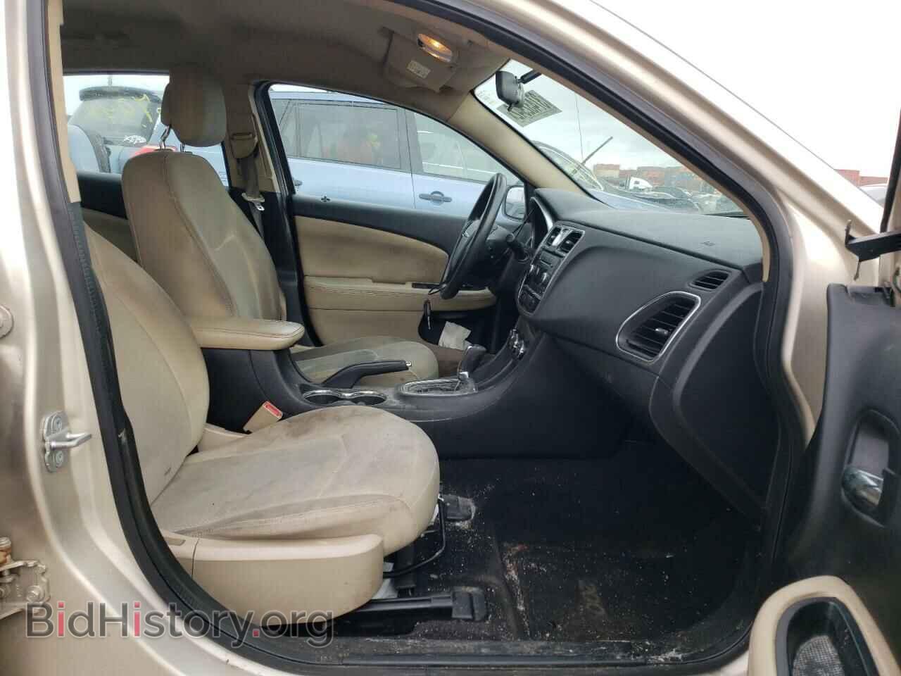 2013 CHRYSLER 200 - VIN: 1C3CCBAB9DN689758 - Фото 5