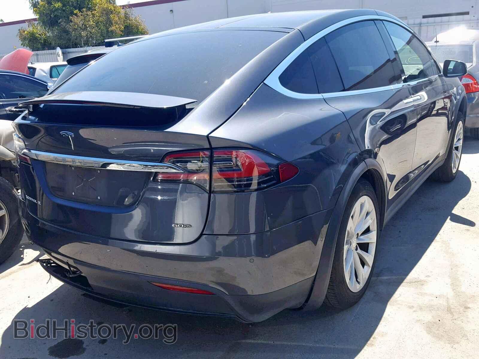 2016 TESLA MODEL X - VIN: 5YJXCBE25GF016802 - Photo 4