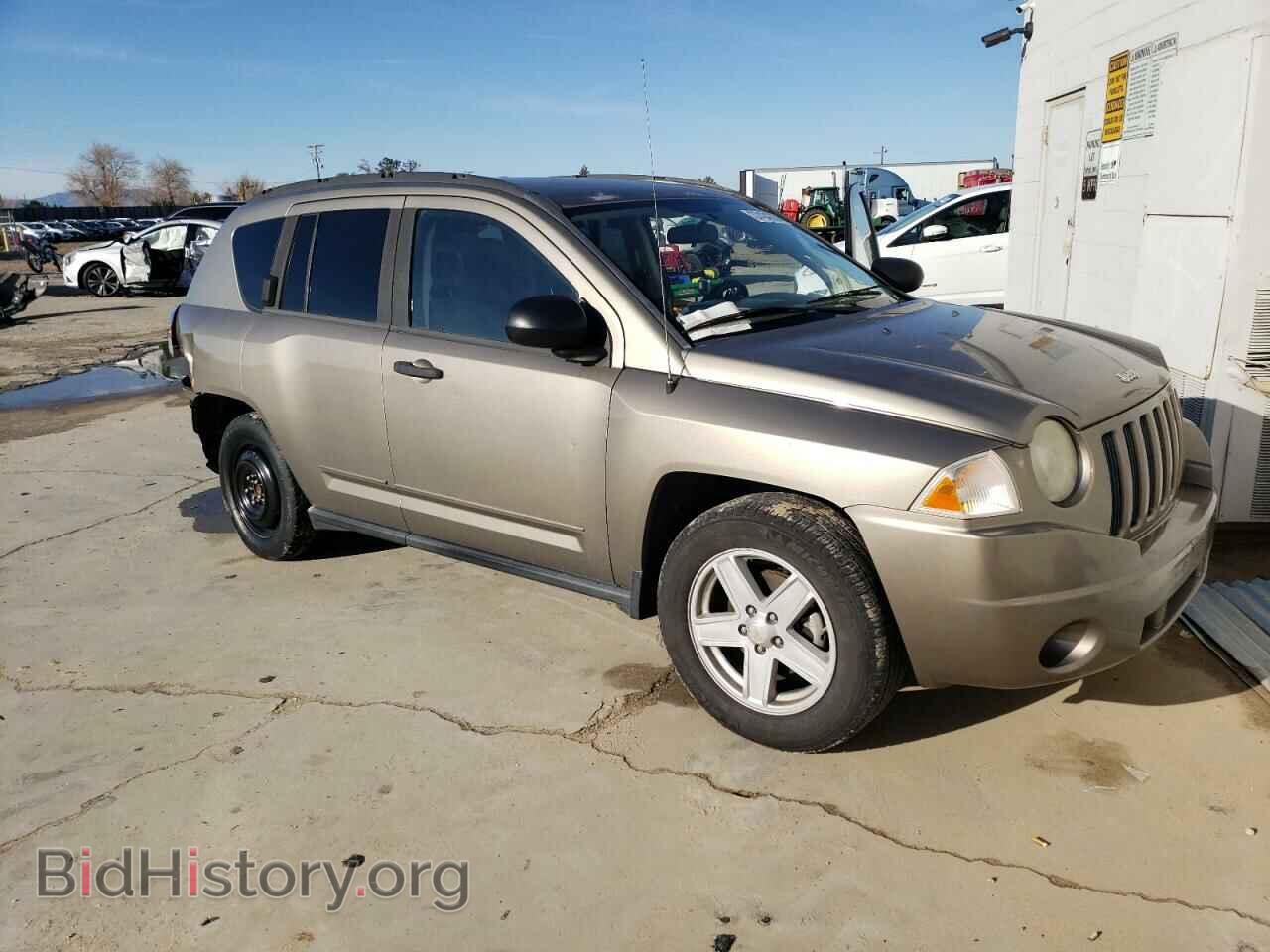 2008 JEEP COMPASS - VIN: 1J8FT47W58D730650 - Фото 4