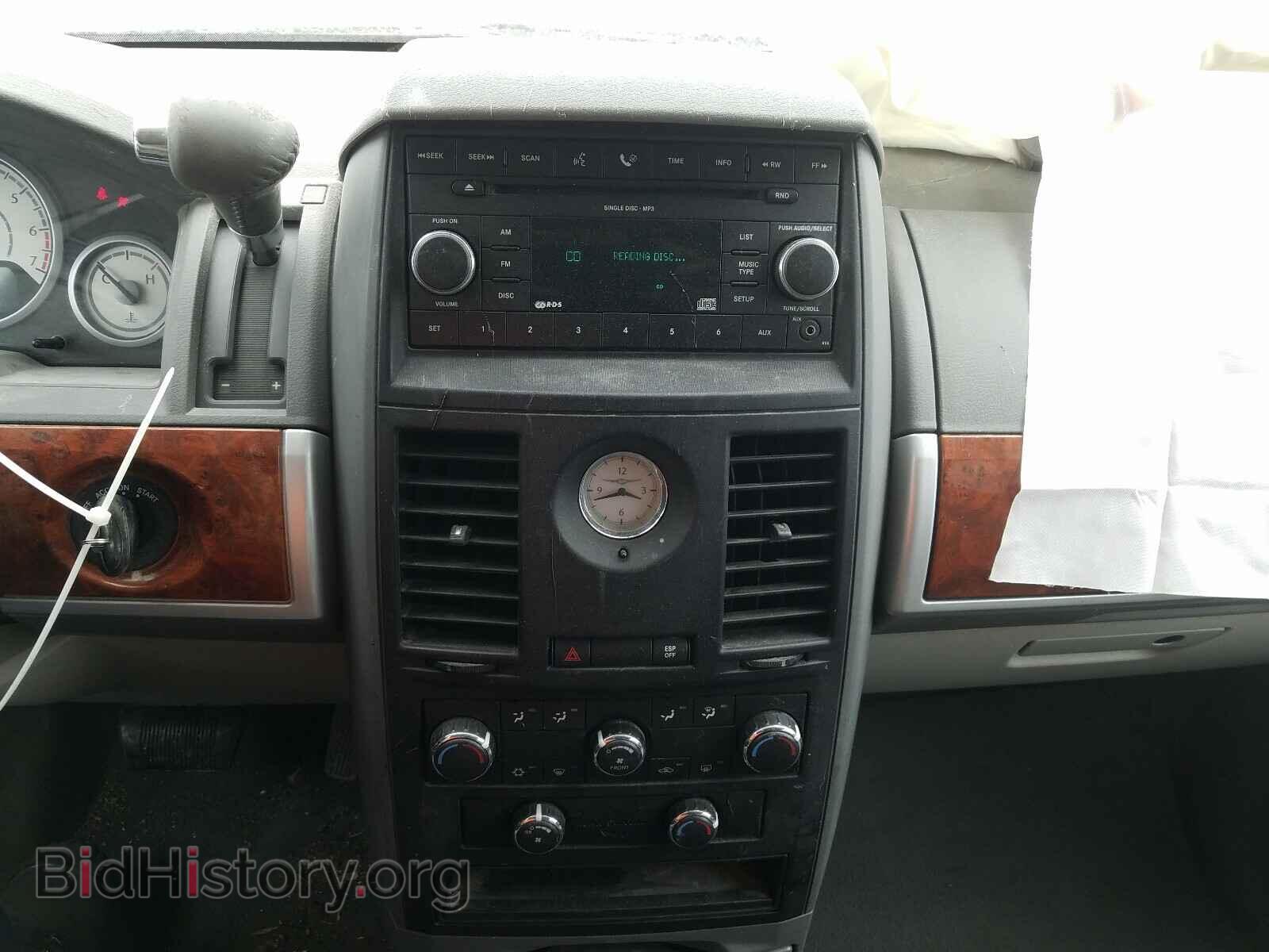 2008 CHRYSLER MINIVAN - VIN: 2A8HR54P38R842547 - Фото 9