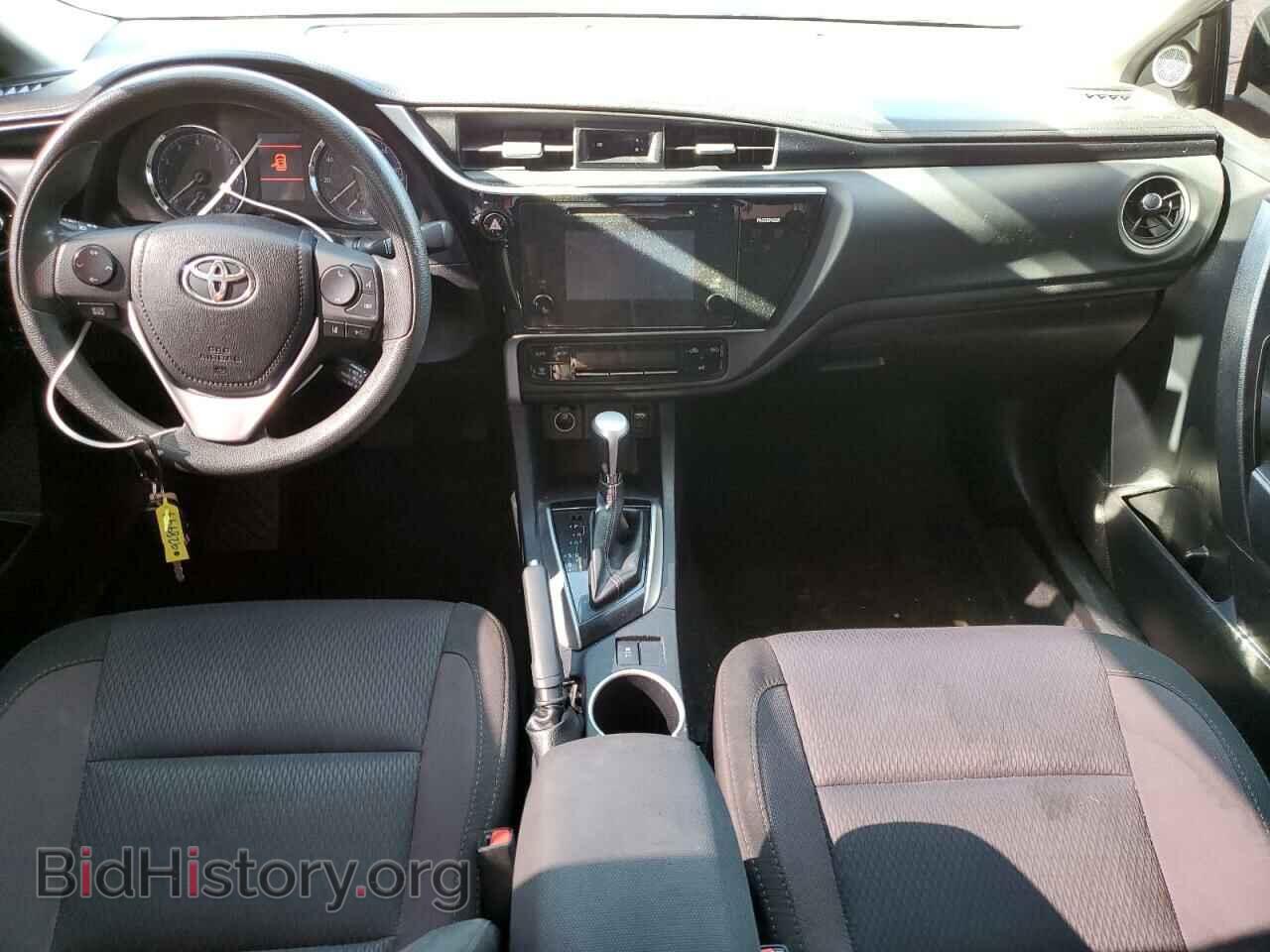 2017 TOYOTA COROLLA - VIN: 2T1BURHEXHC928997 - Фото 8